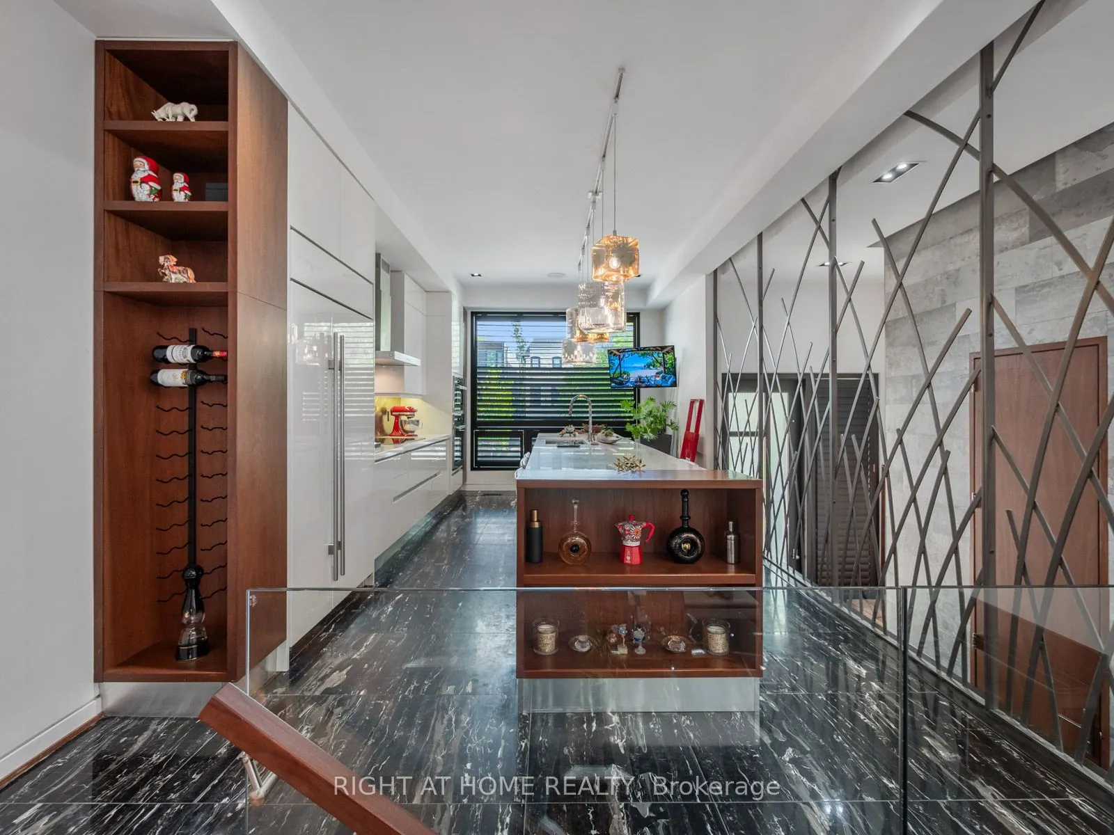 336 Melrose Avenue