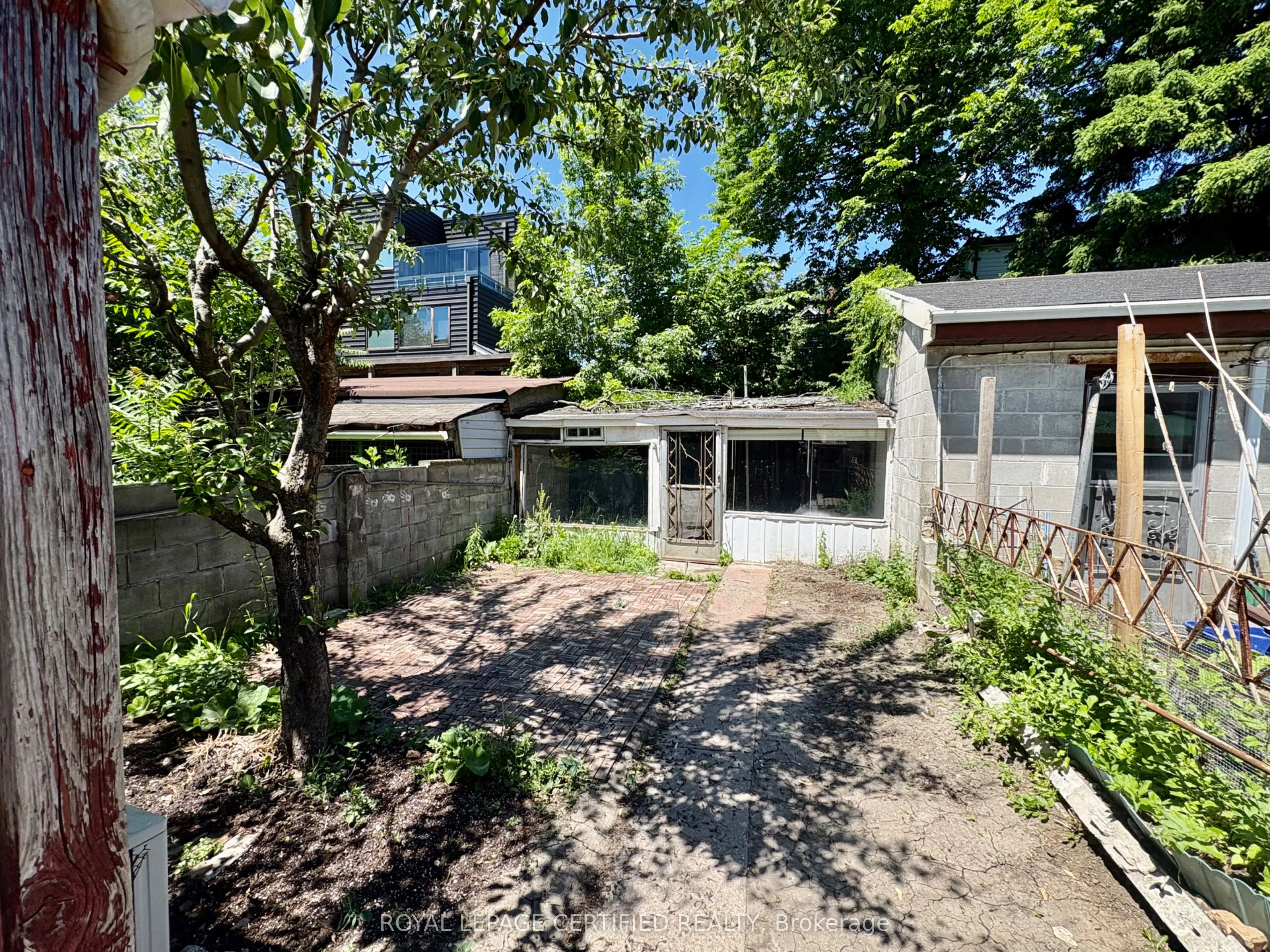 36 Mitchell Avenue