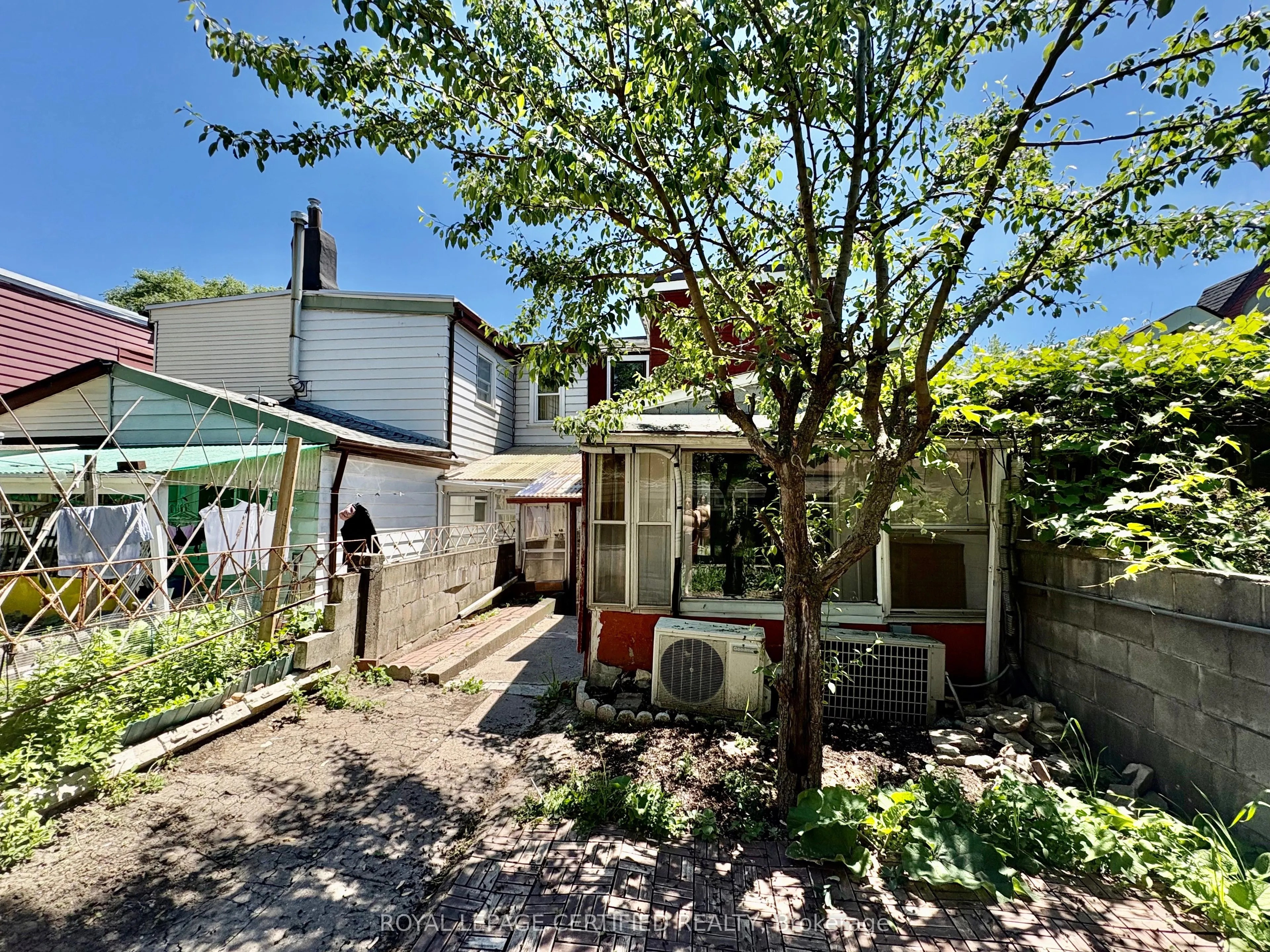 36 Mitchell Avenue