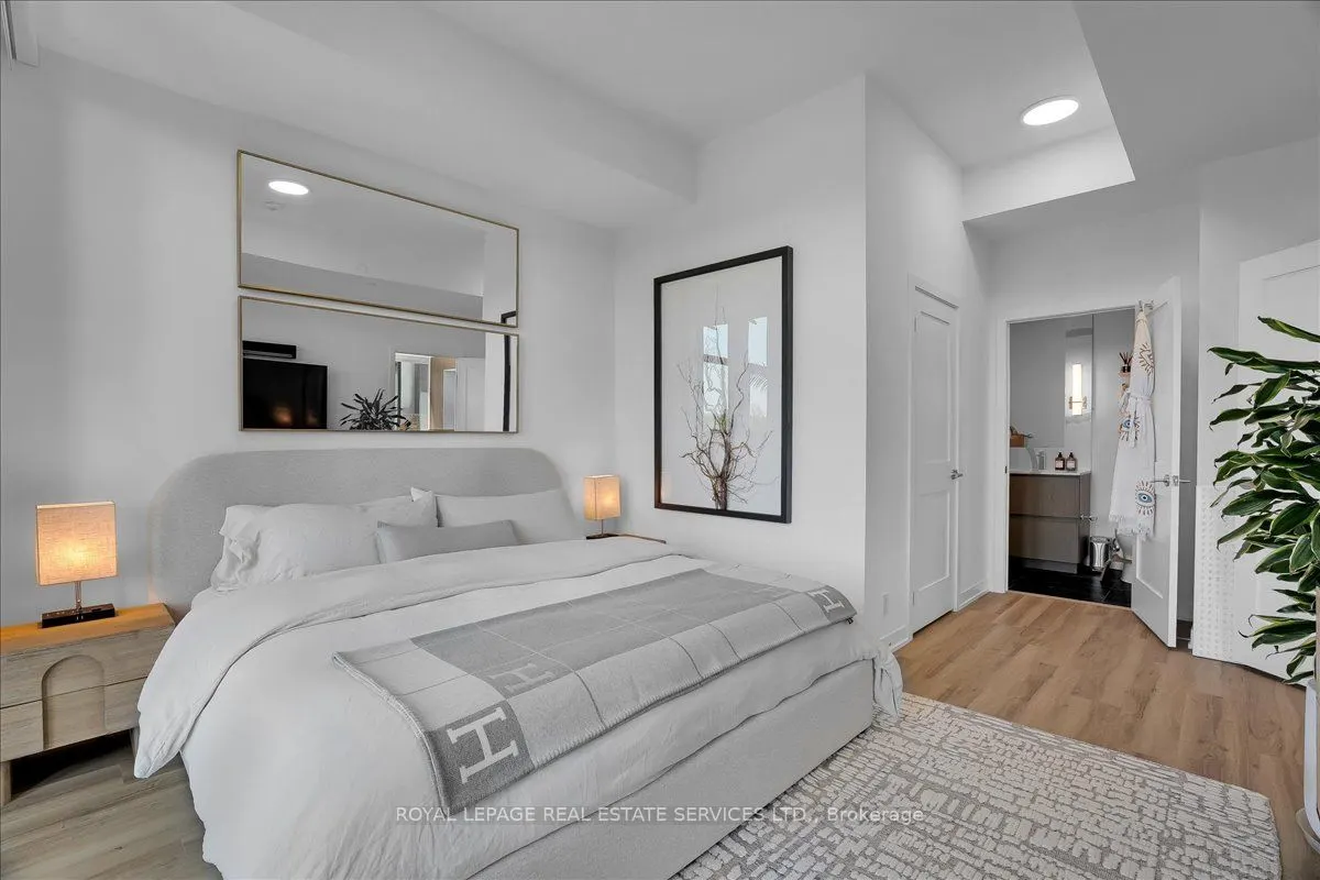 1 Hillsdale Avenue W #706