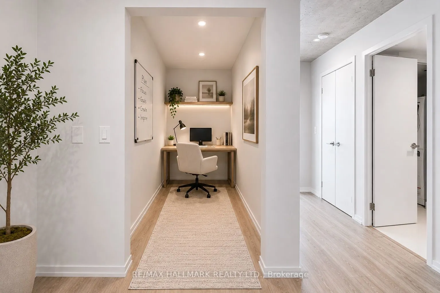 5 Soudan Avenue #707