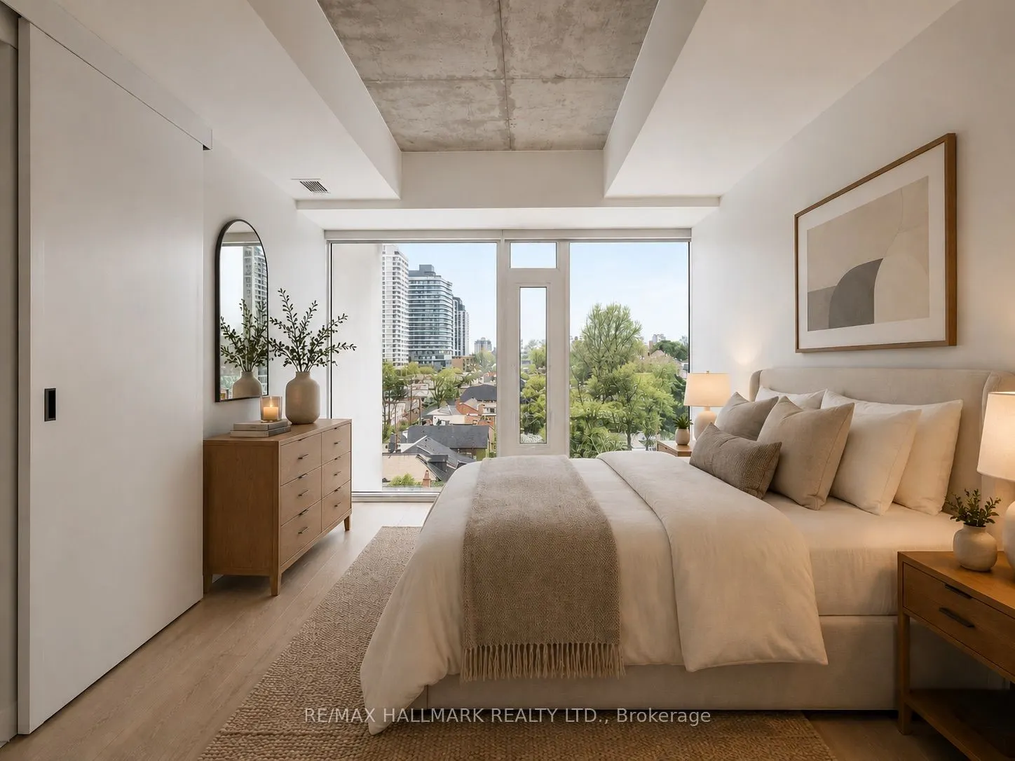 5 Soudan Avenue #707