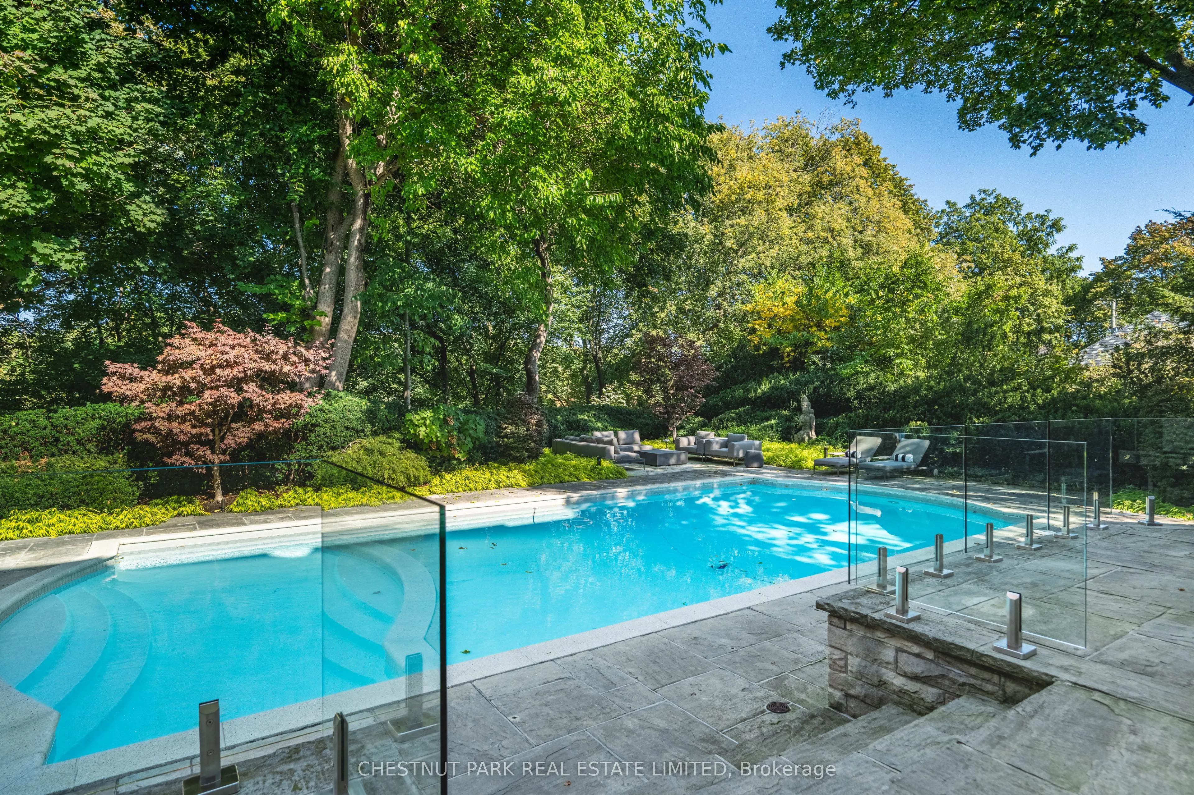 82 Chestnut Park Road