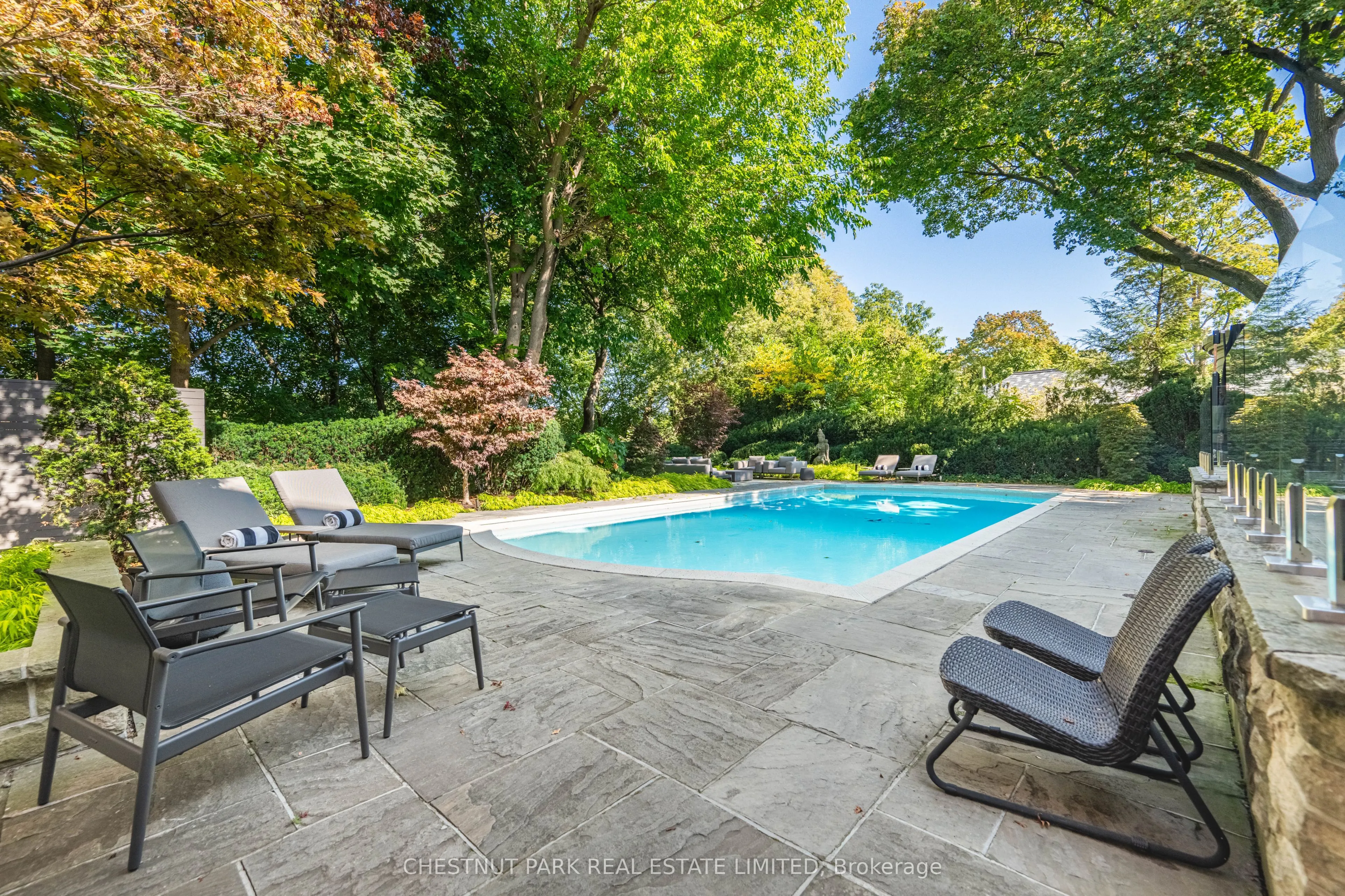 82 Chestnut Park Road