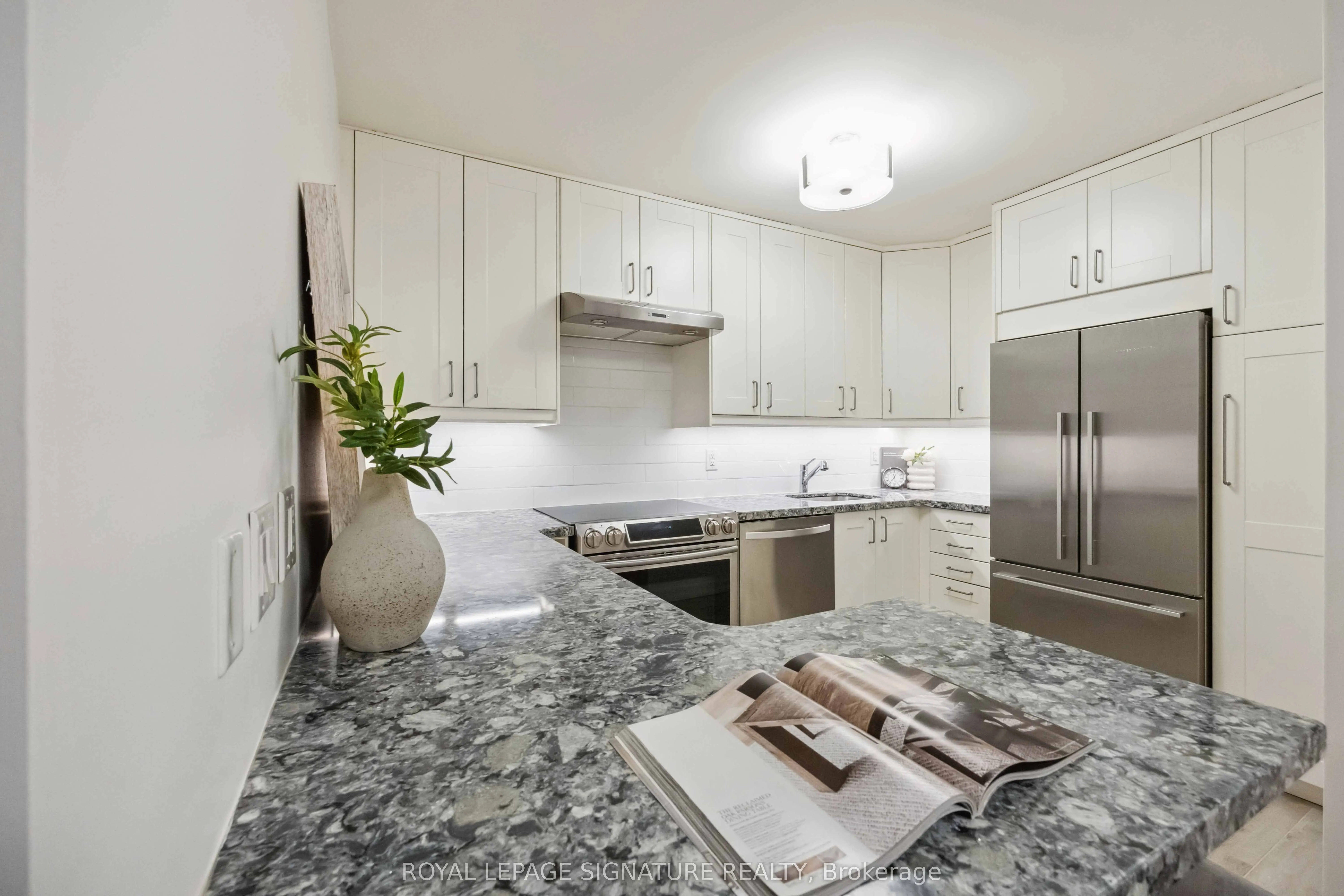 212 St. George Street #201