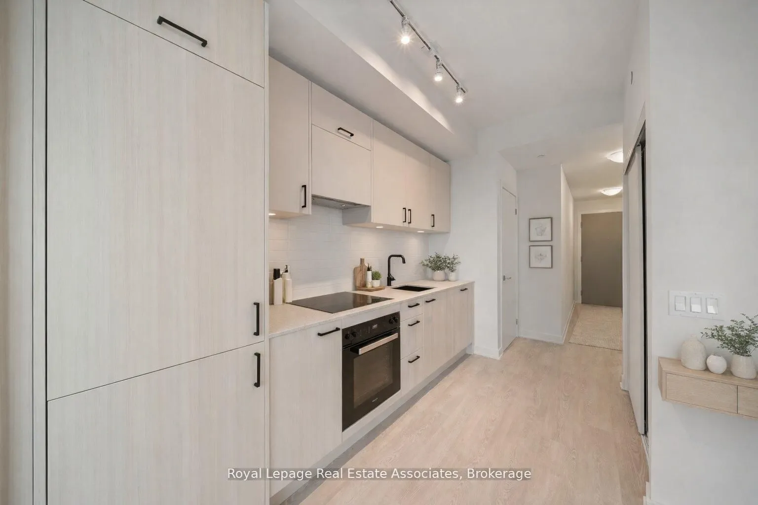 1 Quarrington Lane #1004