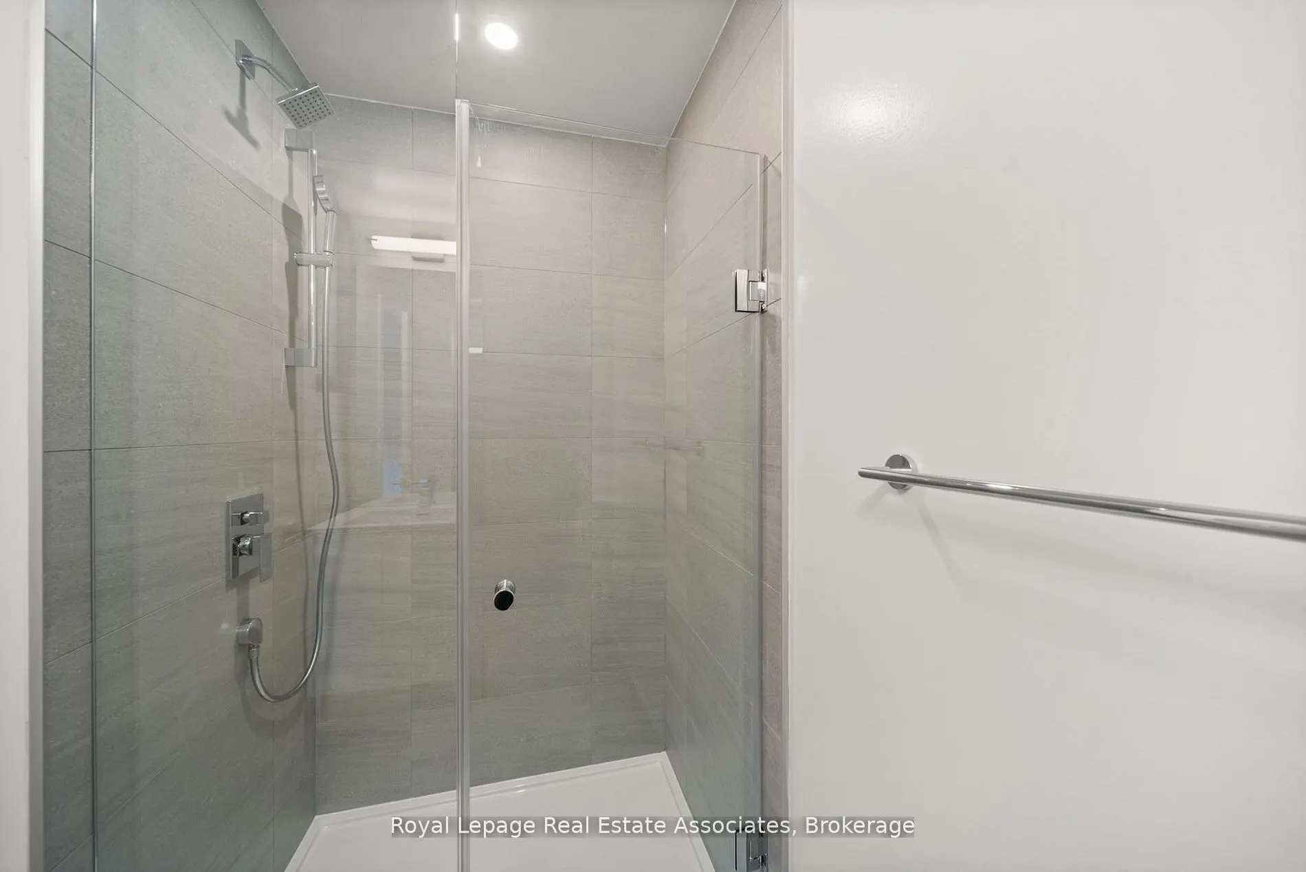 1 Quarrington Lane #1004