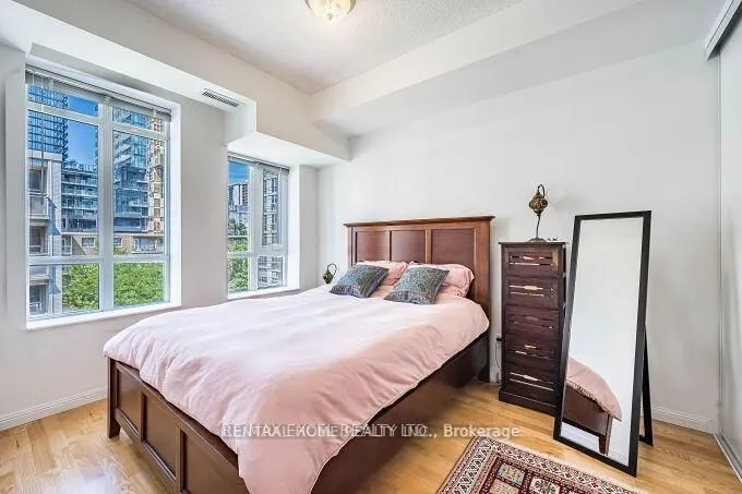 900 Mount Pleasant Road #426