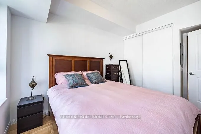 900 Mount Pleasant Road #426