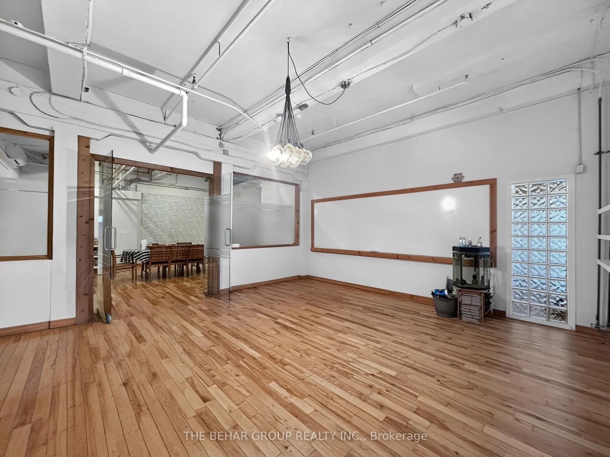65 Bellwoods Avenue
