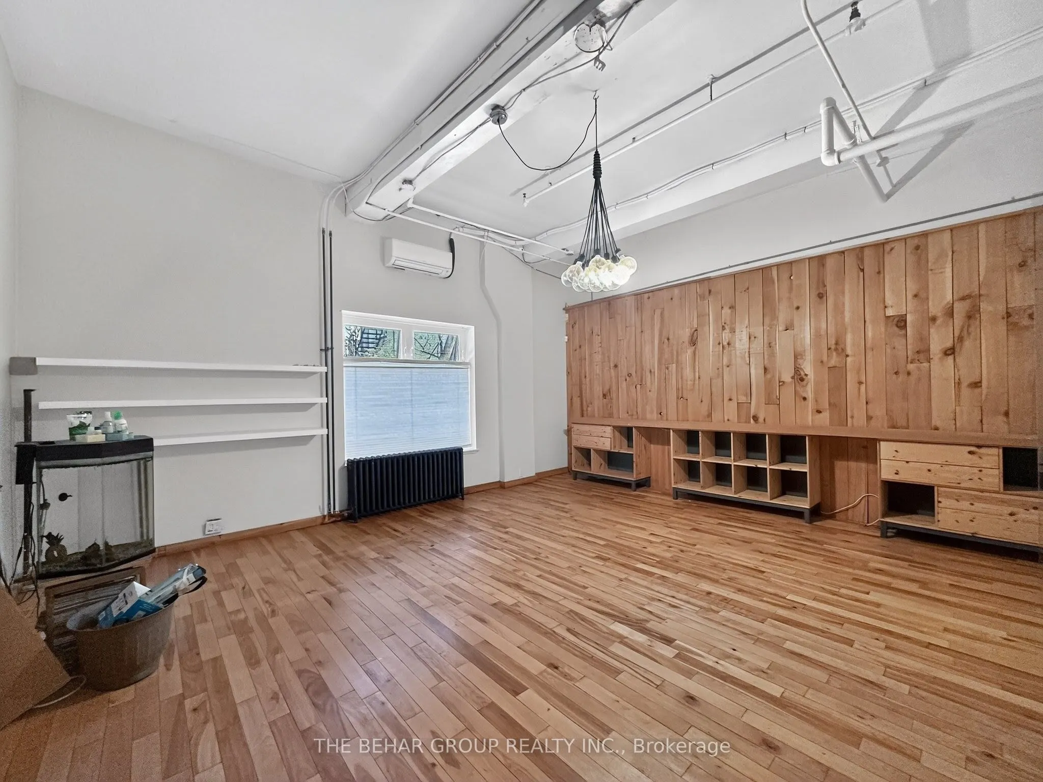 65 Bellwoods Avenue
