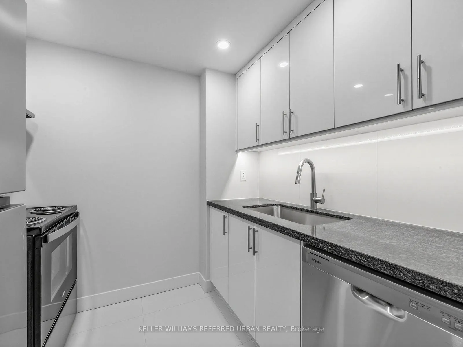 7 Bishop Avenue #217