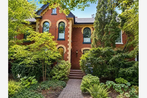 9 Rose Avenue