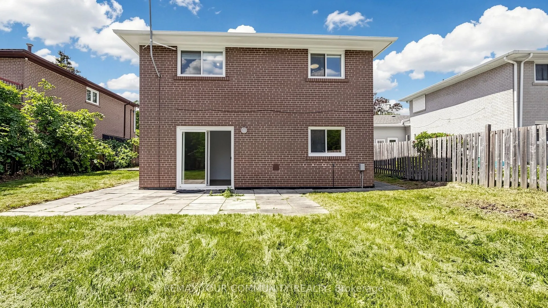 23 Lesgay Crescent