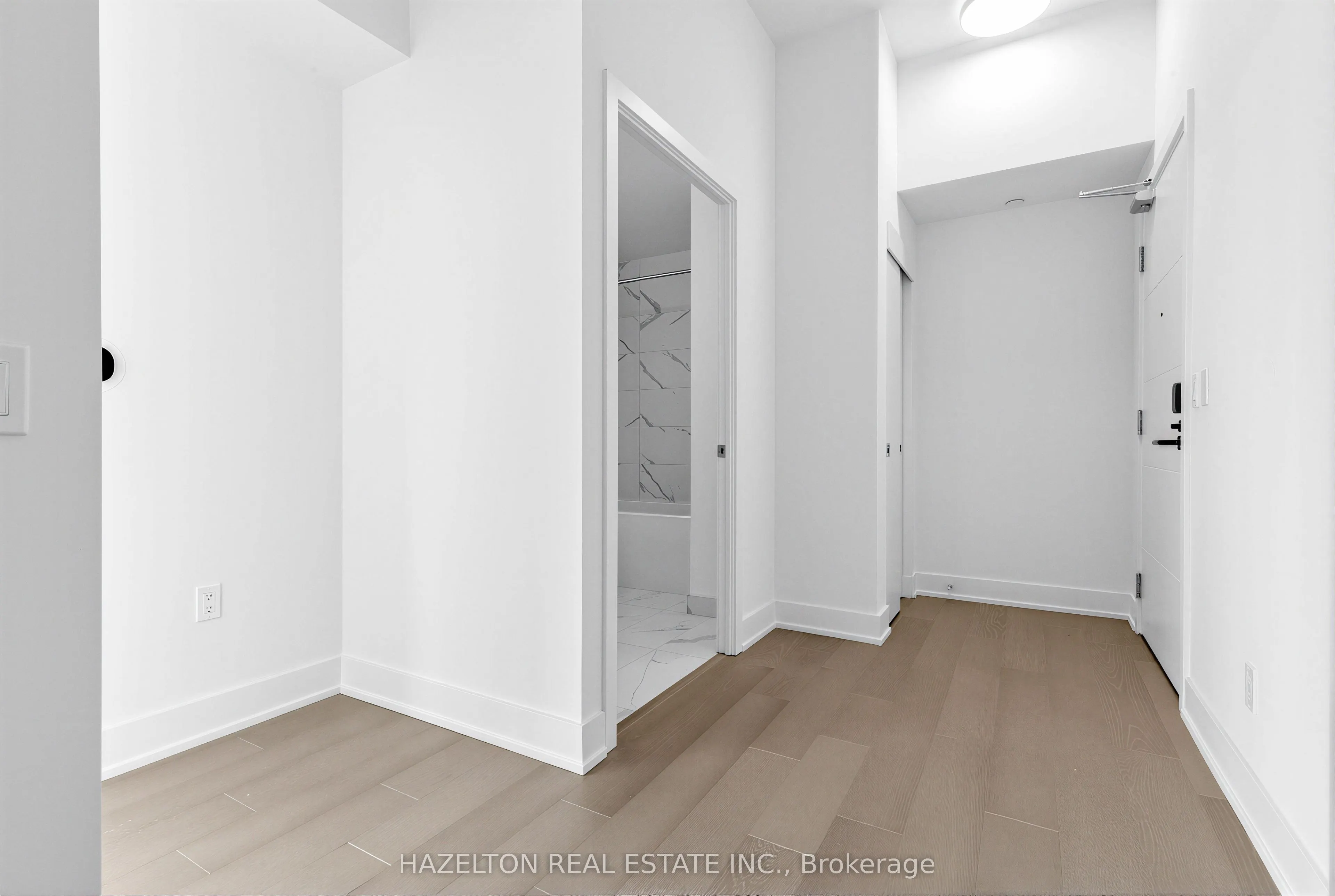 8 Manor Road W #602