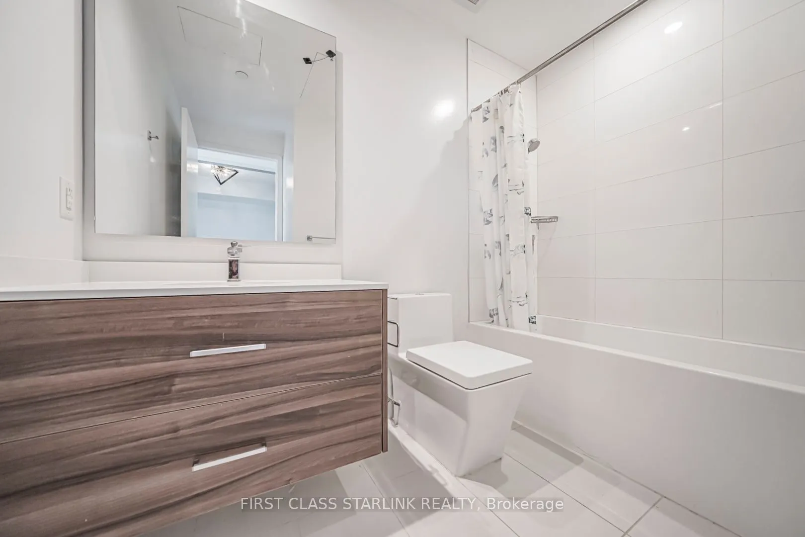488 University Avenue #4802