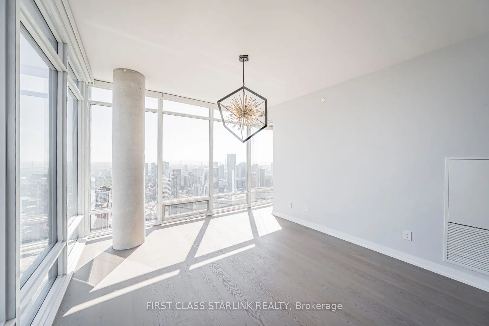 488 University Avenue #4802