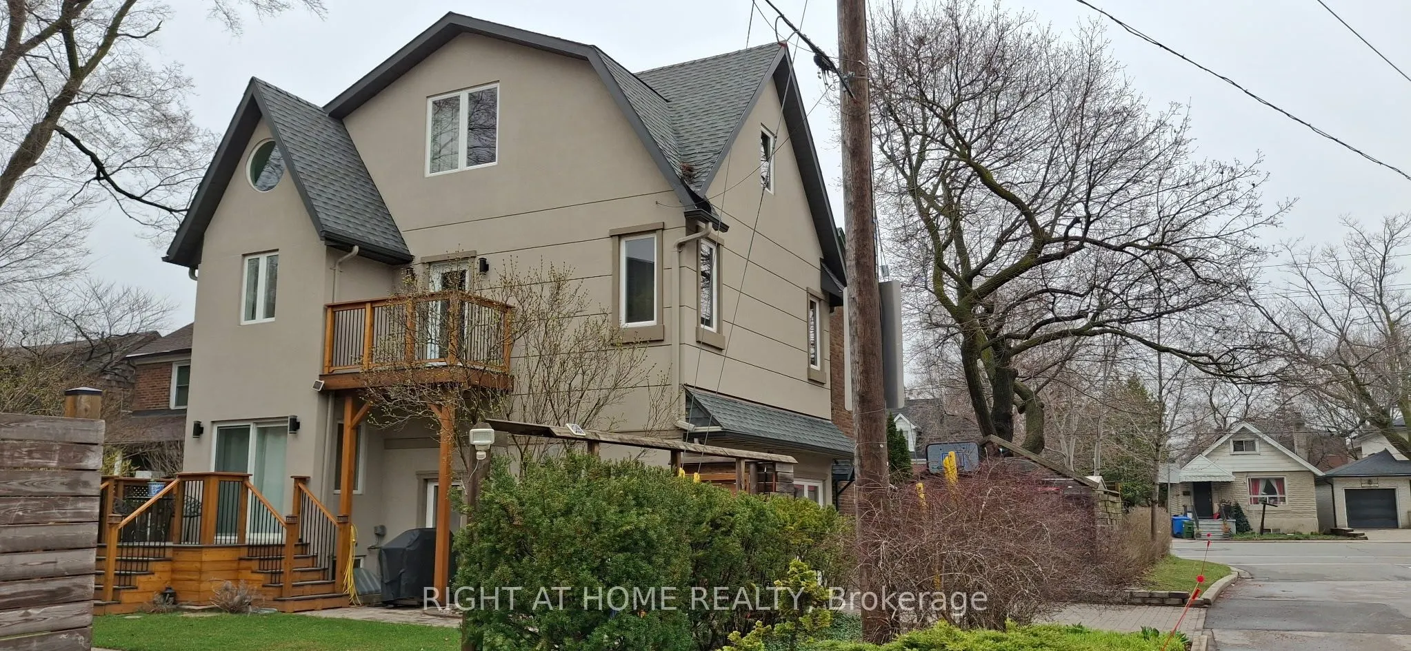 107 Otter Crescent