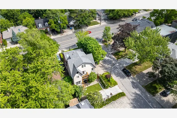 107 Otter Crescent