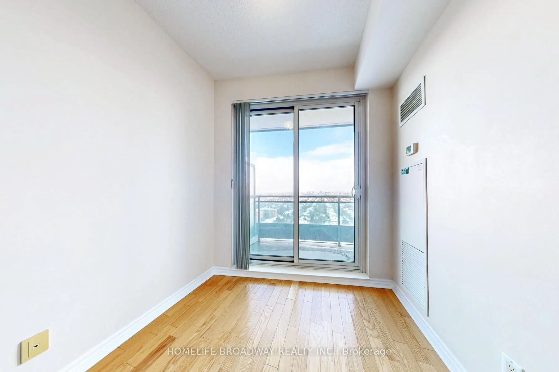 18 Holmes Avenue #2215