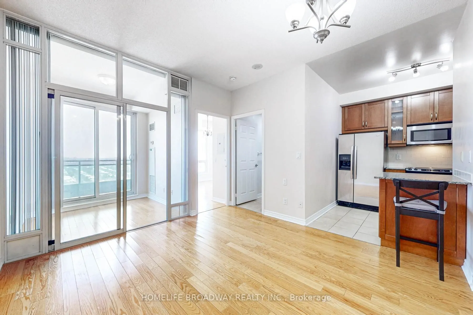 18 Holmes Avenue #2215