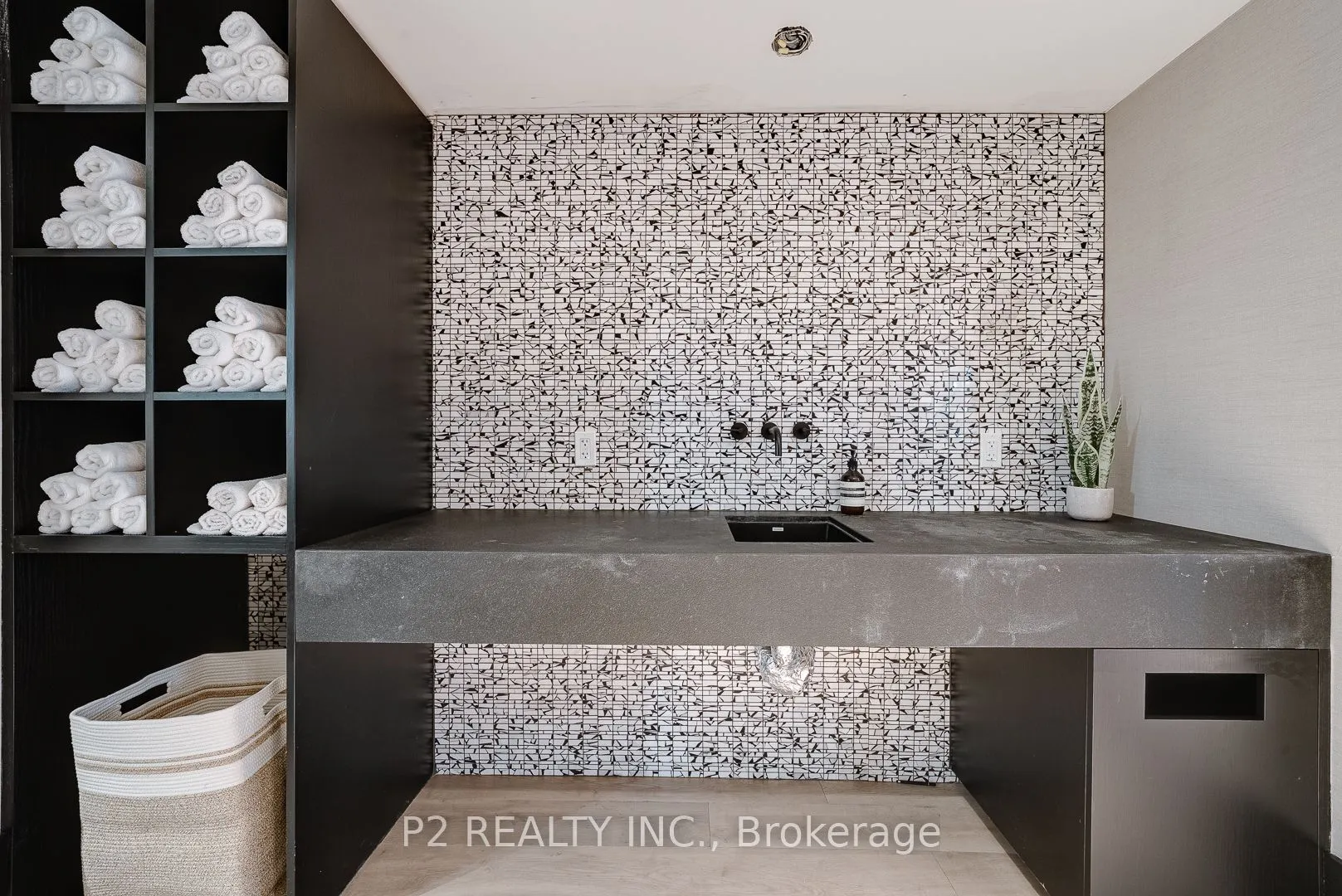 2 Forest Hill Road #406