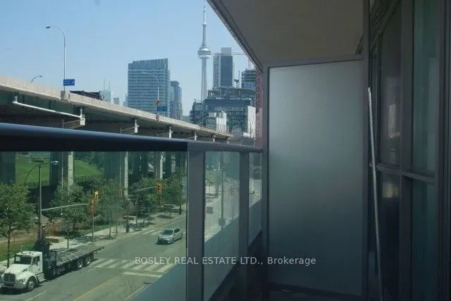209 Fort York Boulevard #468