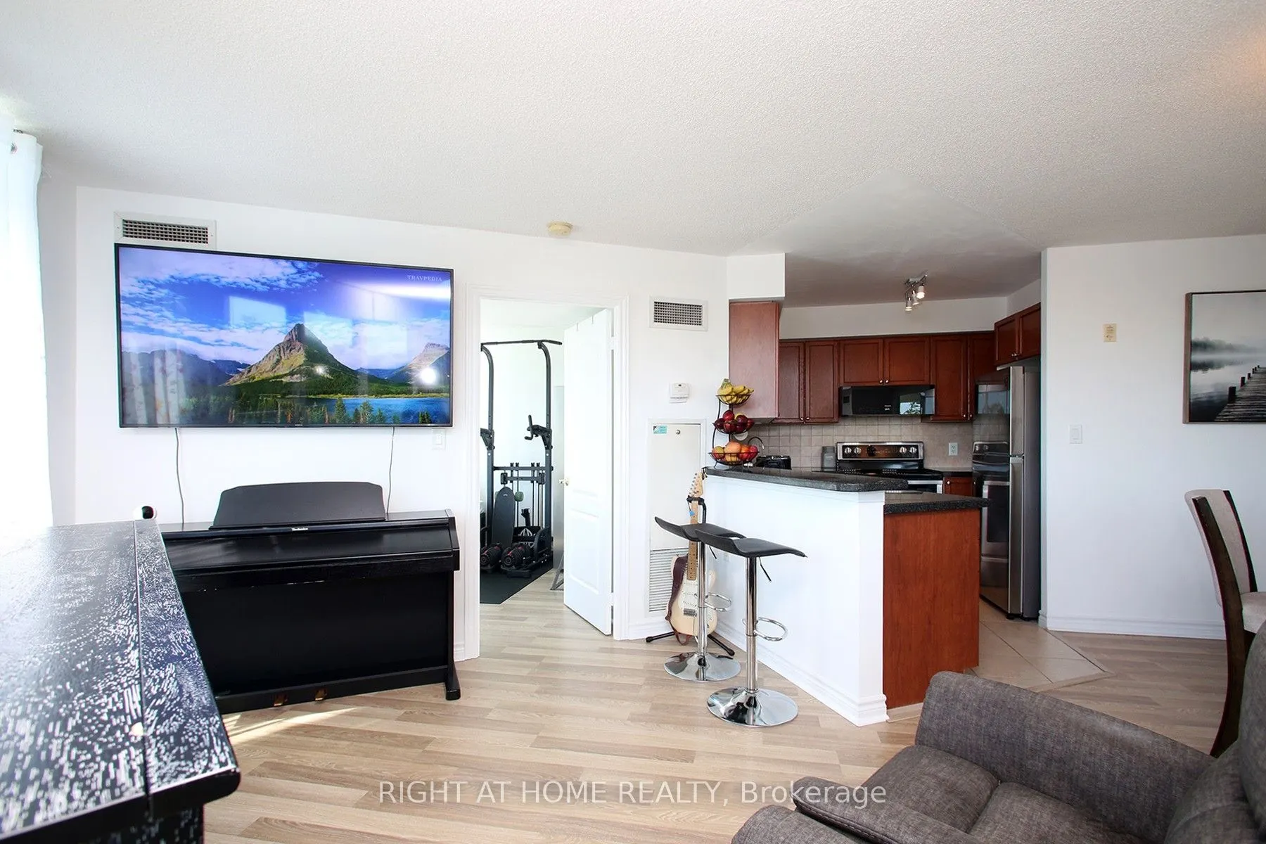 3830 Bathurst Street #505