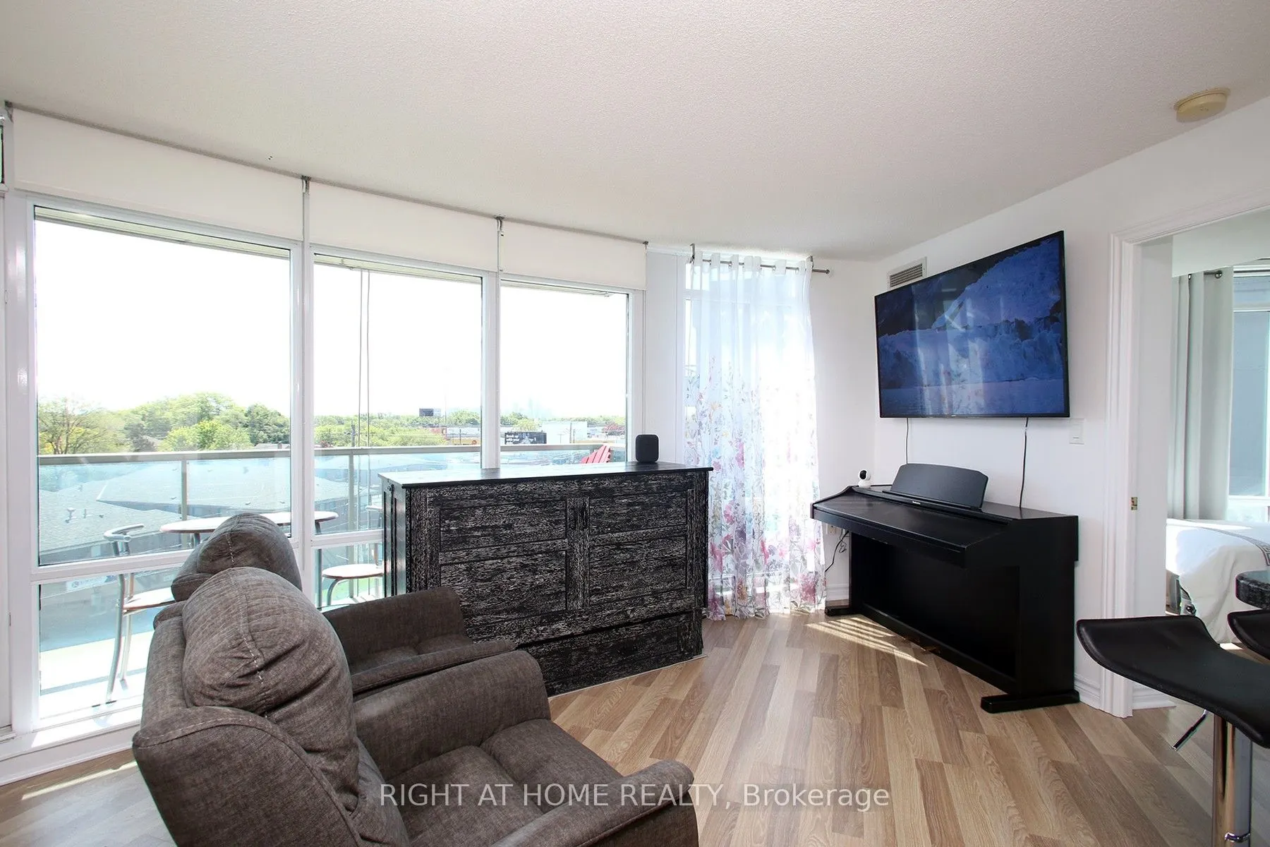 3830 Bathurst Street #505