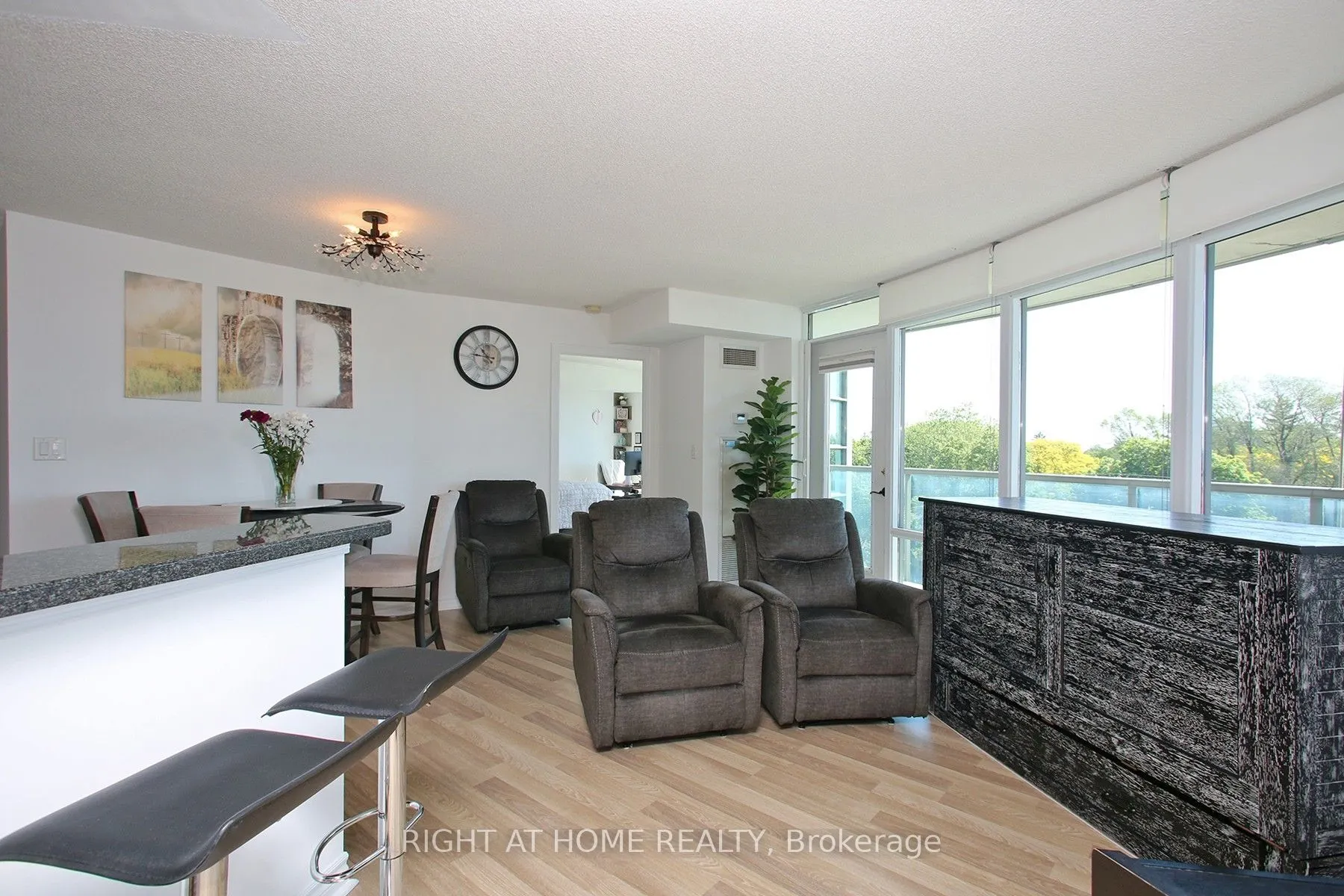 3830 Bathurst Street #505