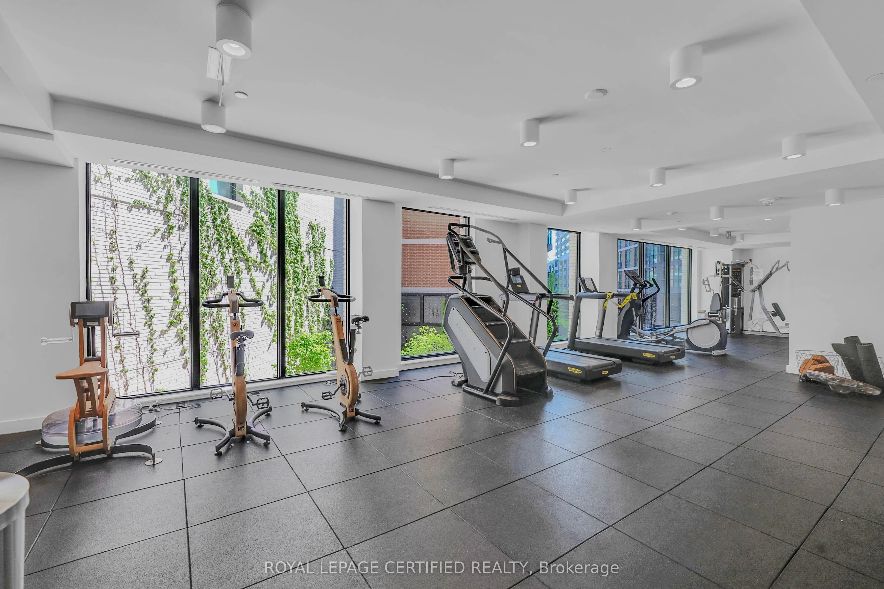 200 Sudbury Street #411