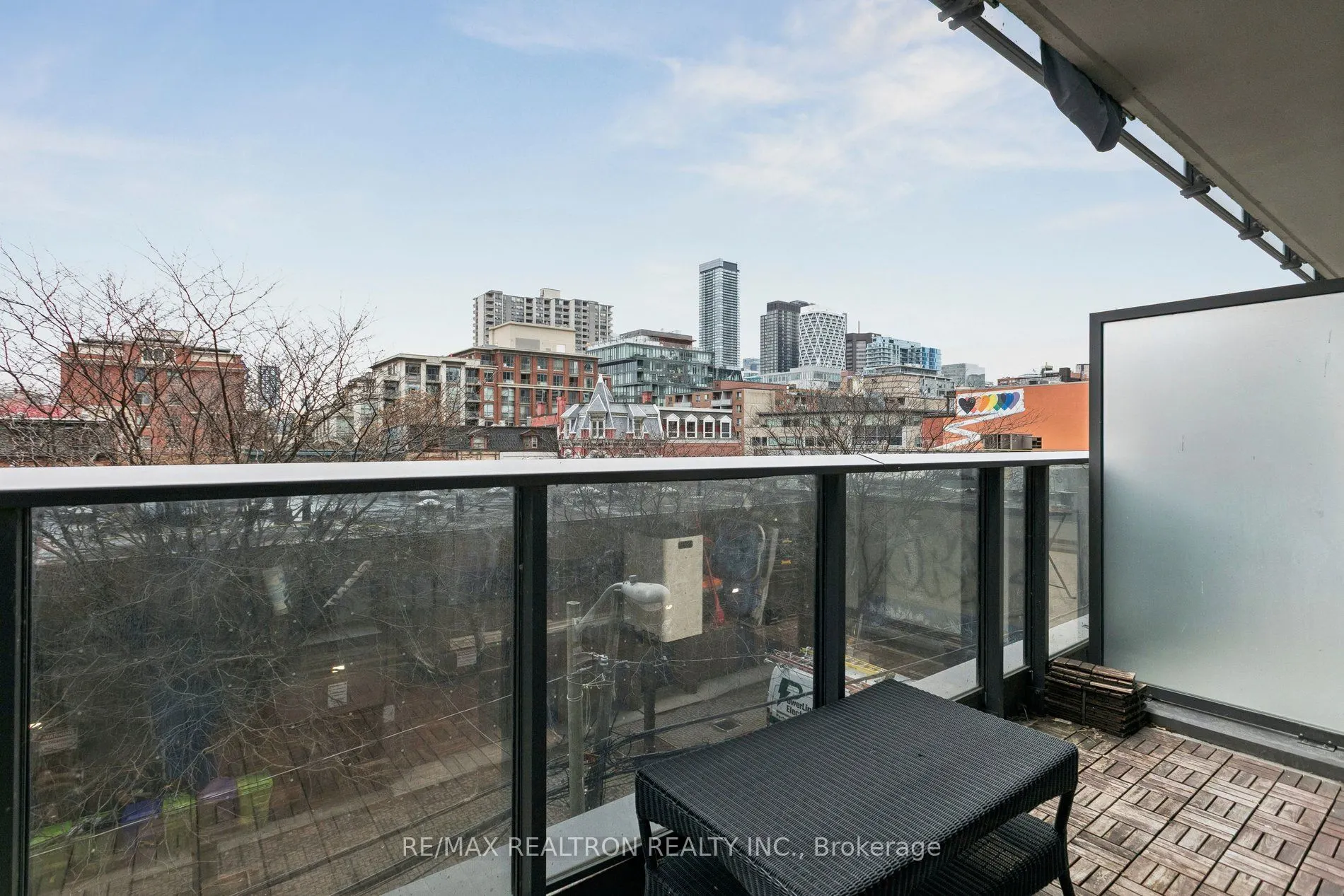 330 Richmond Street W #307