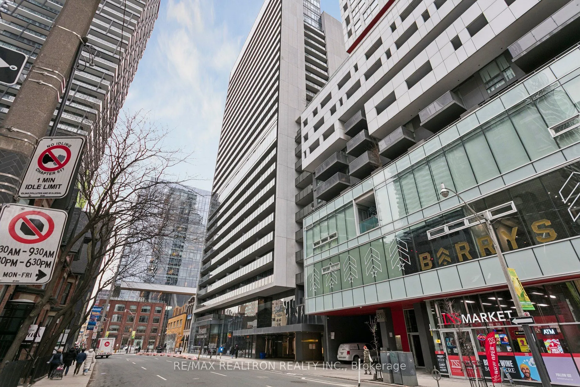 330 Richmond Street W #307