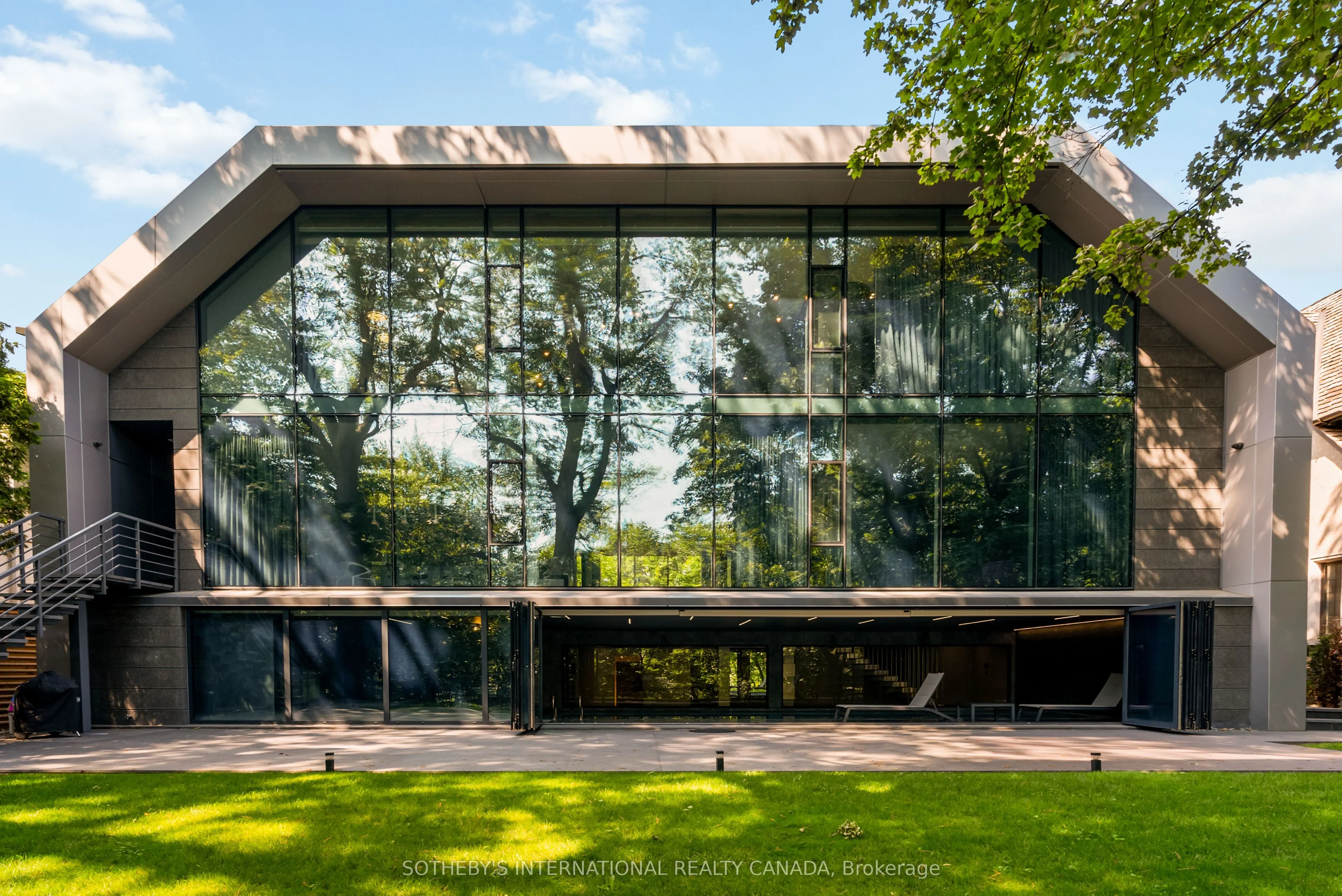 130 Riverview Drive