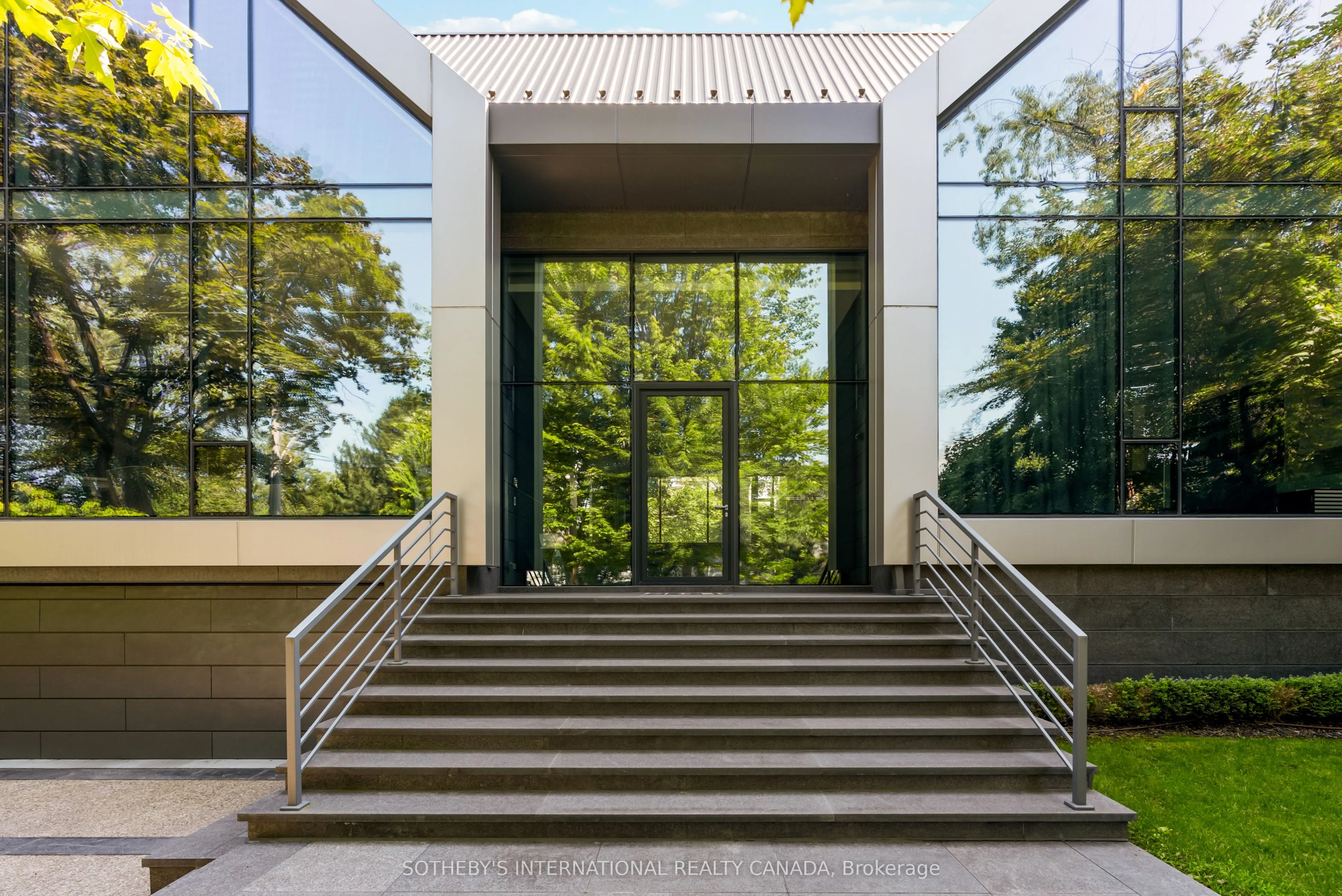 130 Riverview Drive