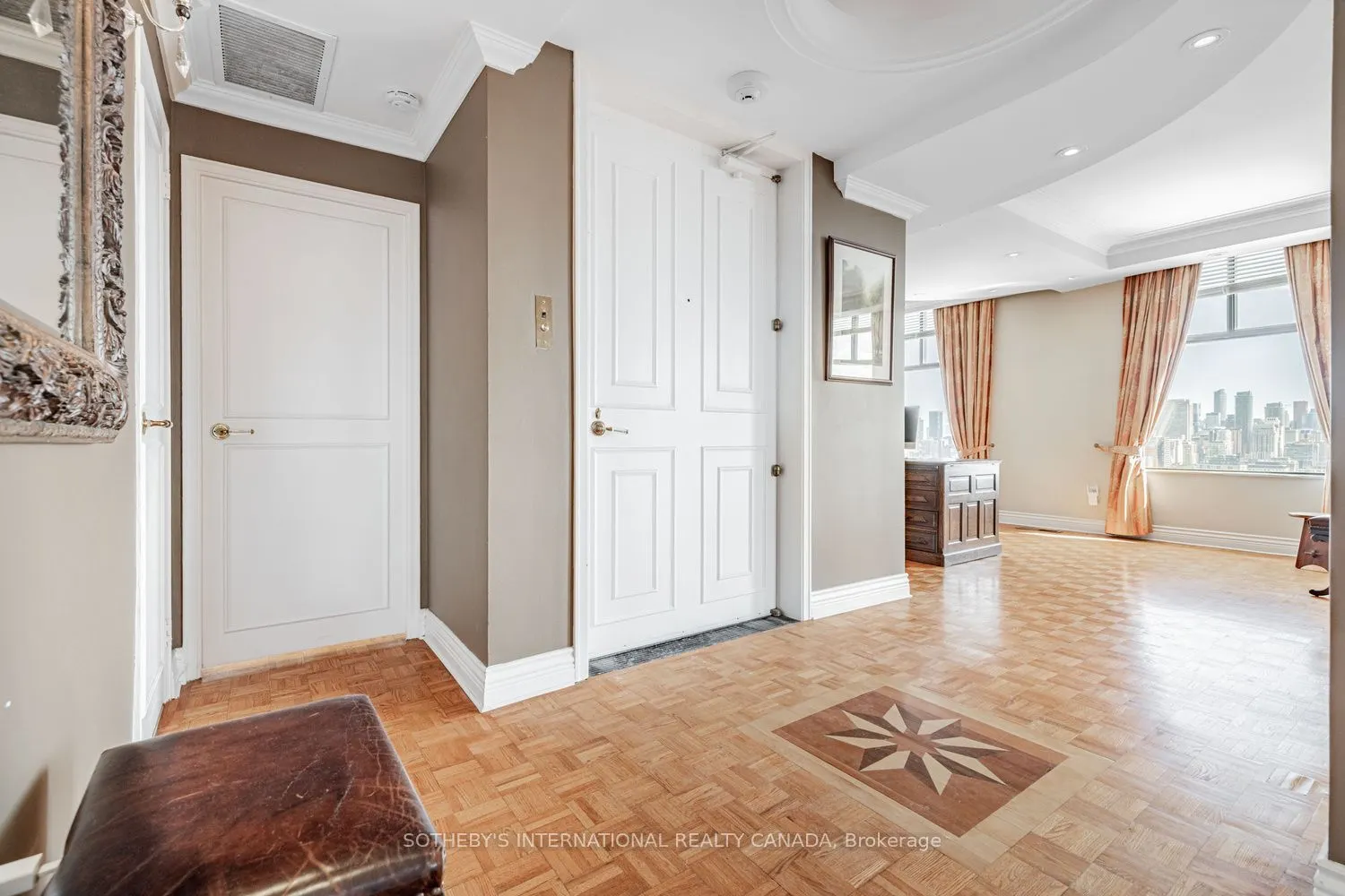 423 Avenue Road #13
