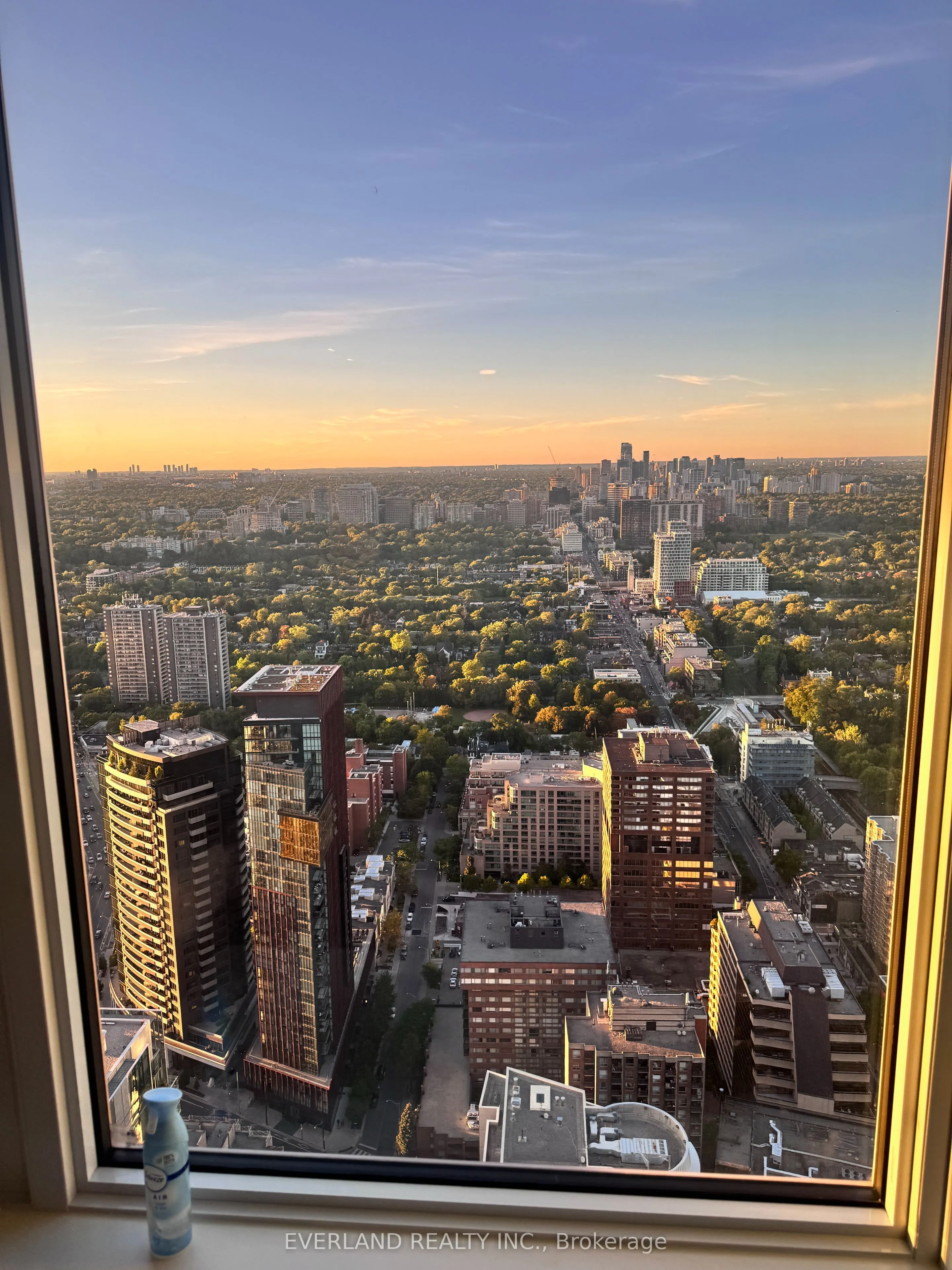 11 Yorkville Avenue #4803