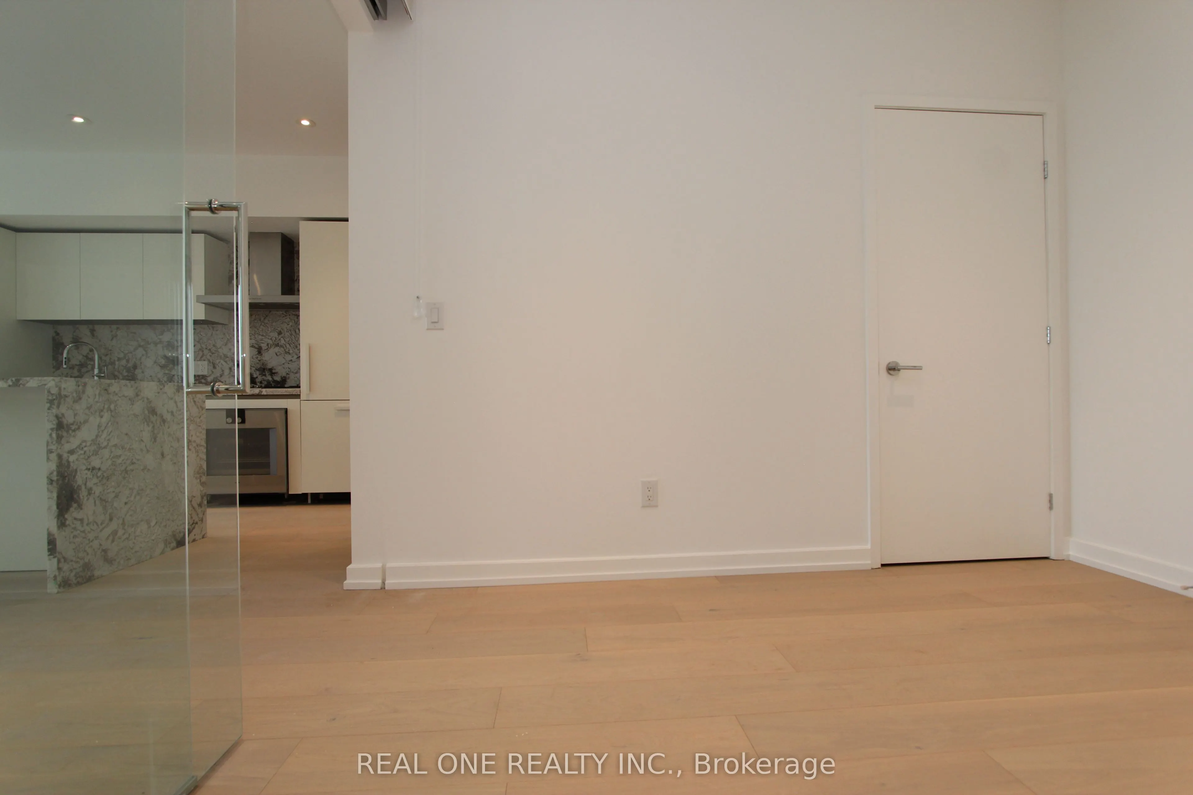 1315 Bay Street #804