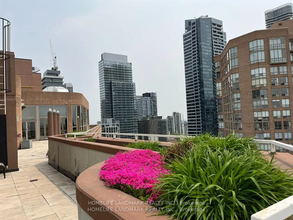 1055 Bay Street #1401