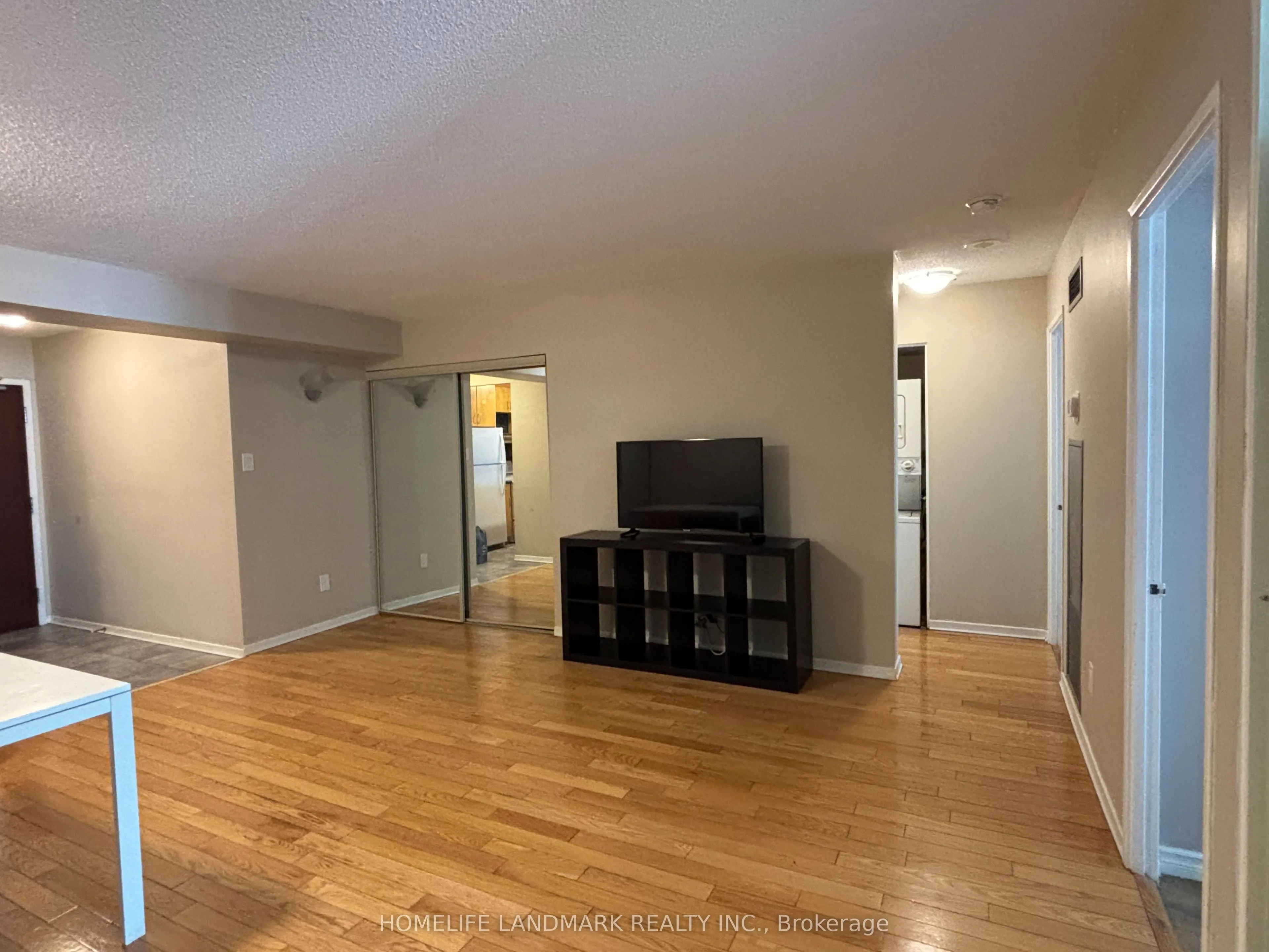 1055 Bay Street #1401