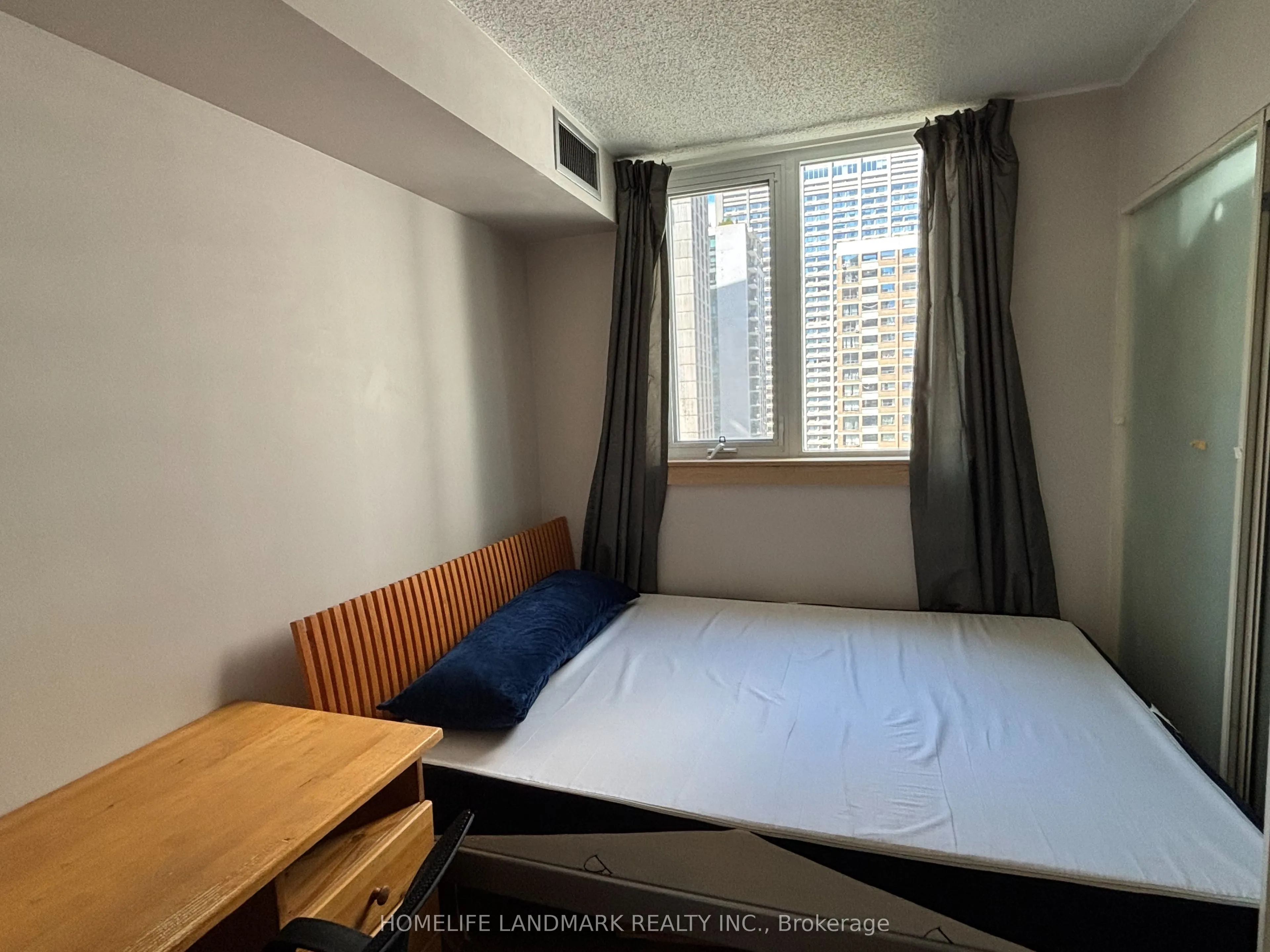 1055 Bay Street #1401