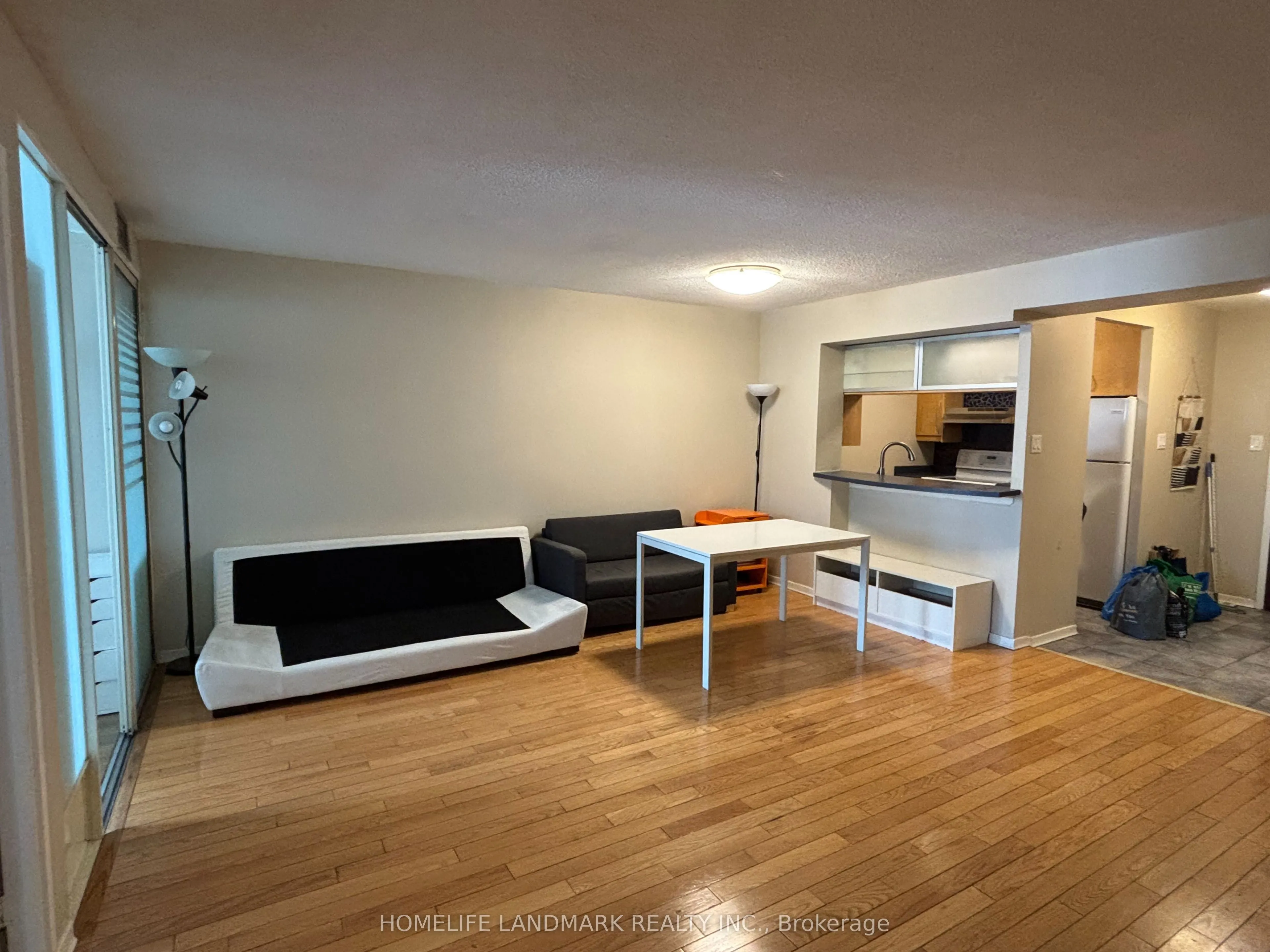 1055 Bay Street #1401