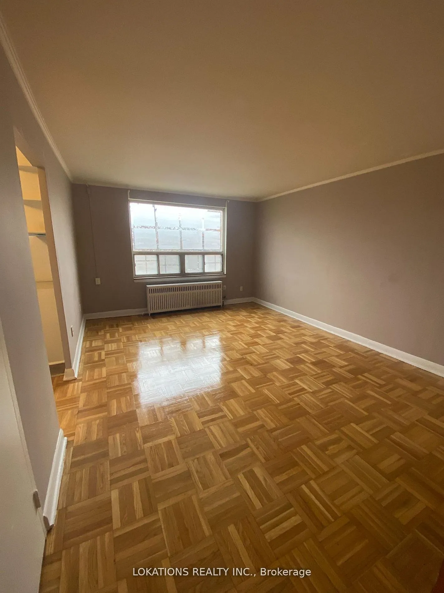 2135 Avenue Road #205