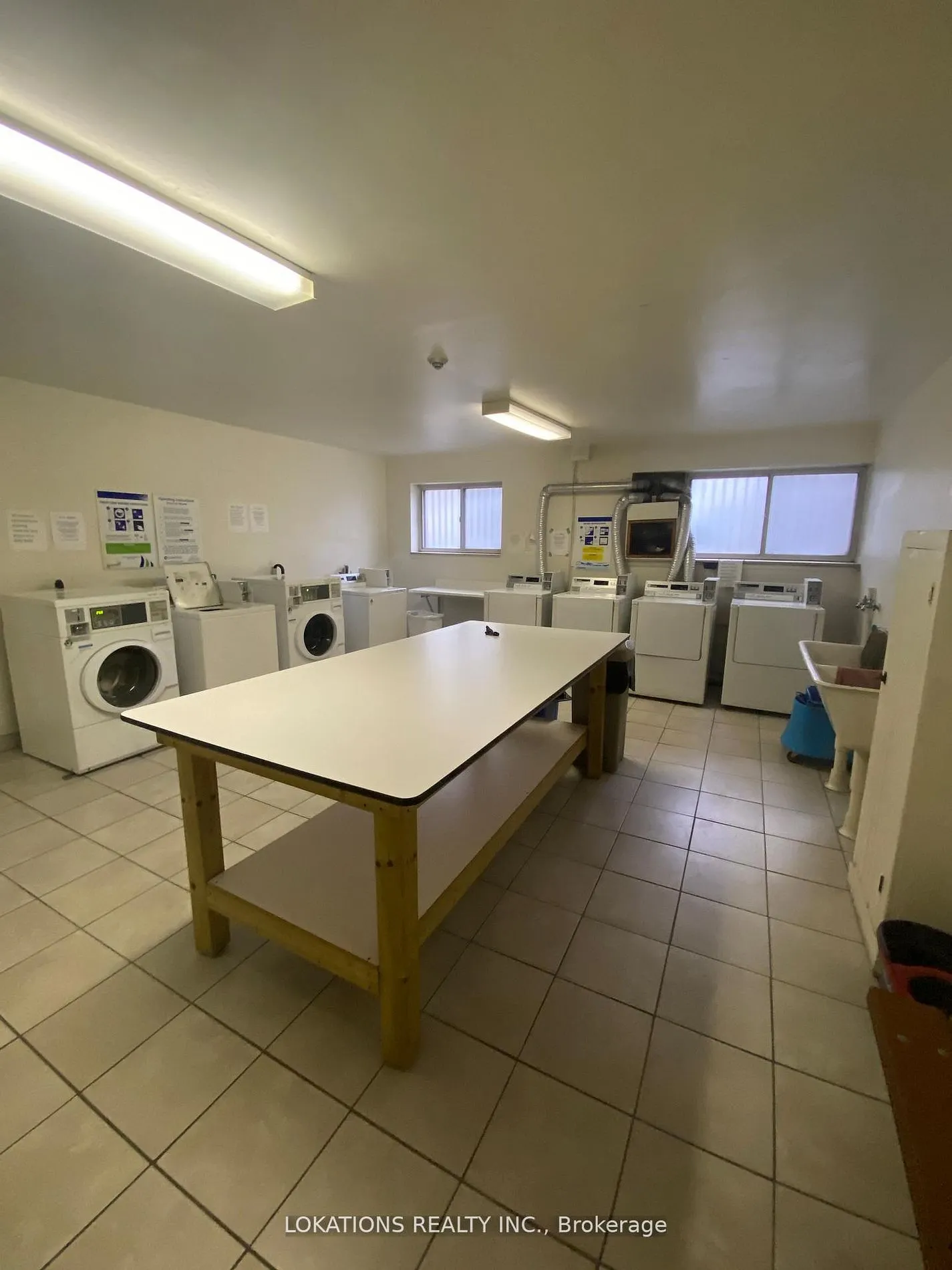 2135 Avenue Road #205