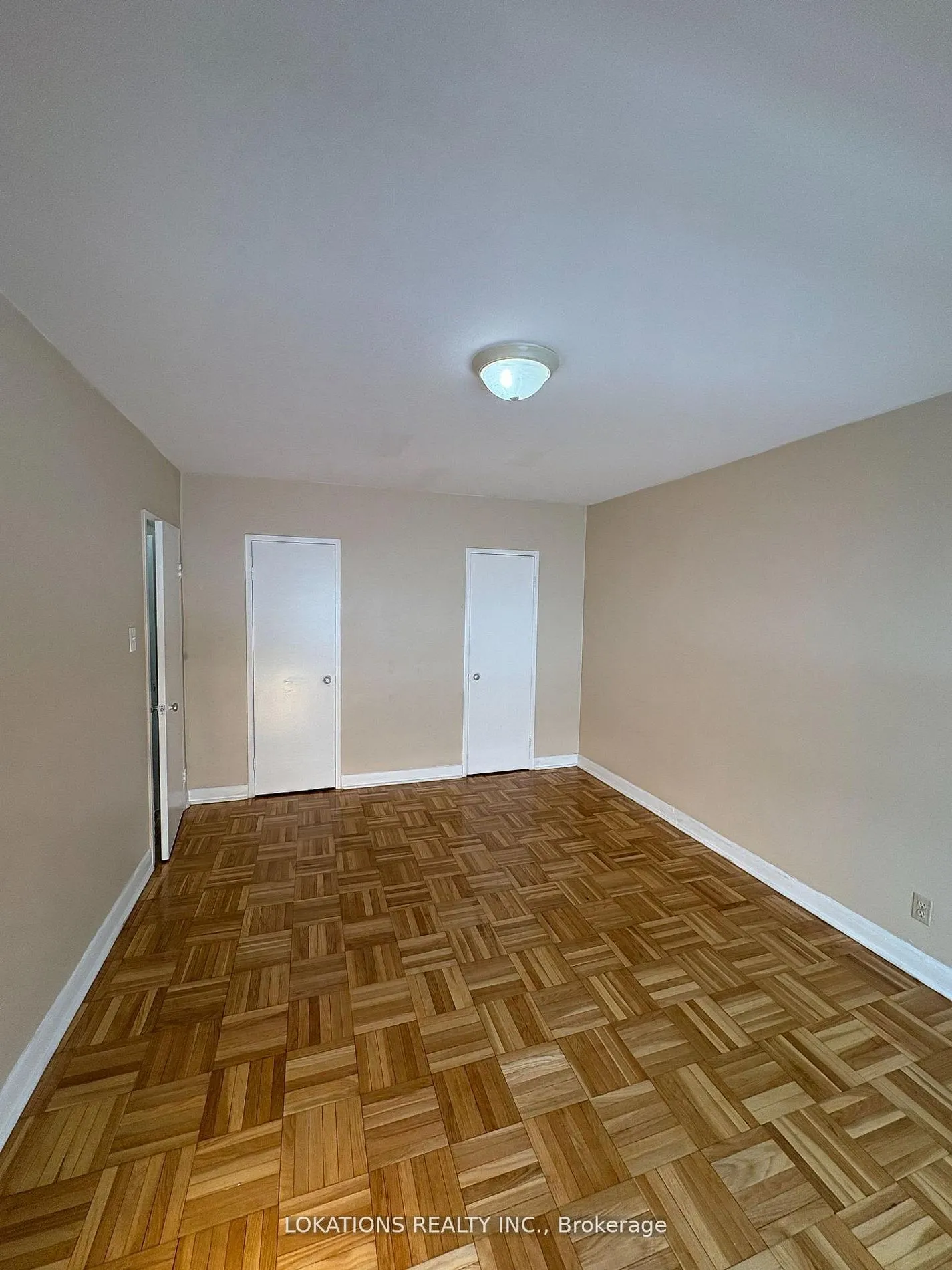 2135 Avenue Road #205