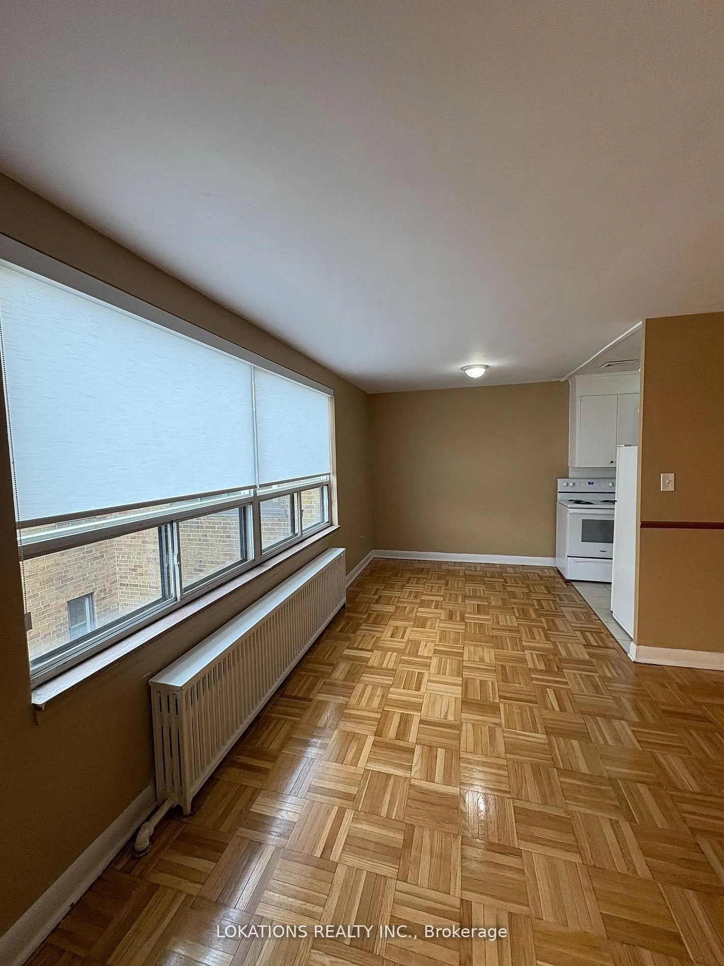 2135 Avenue Road #205