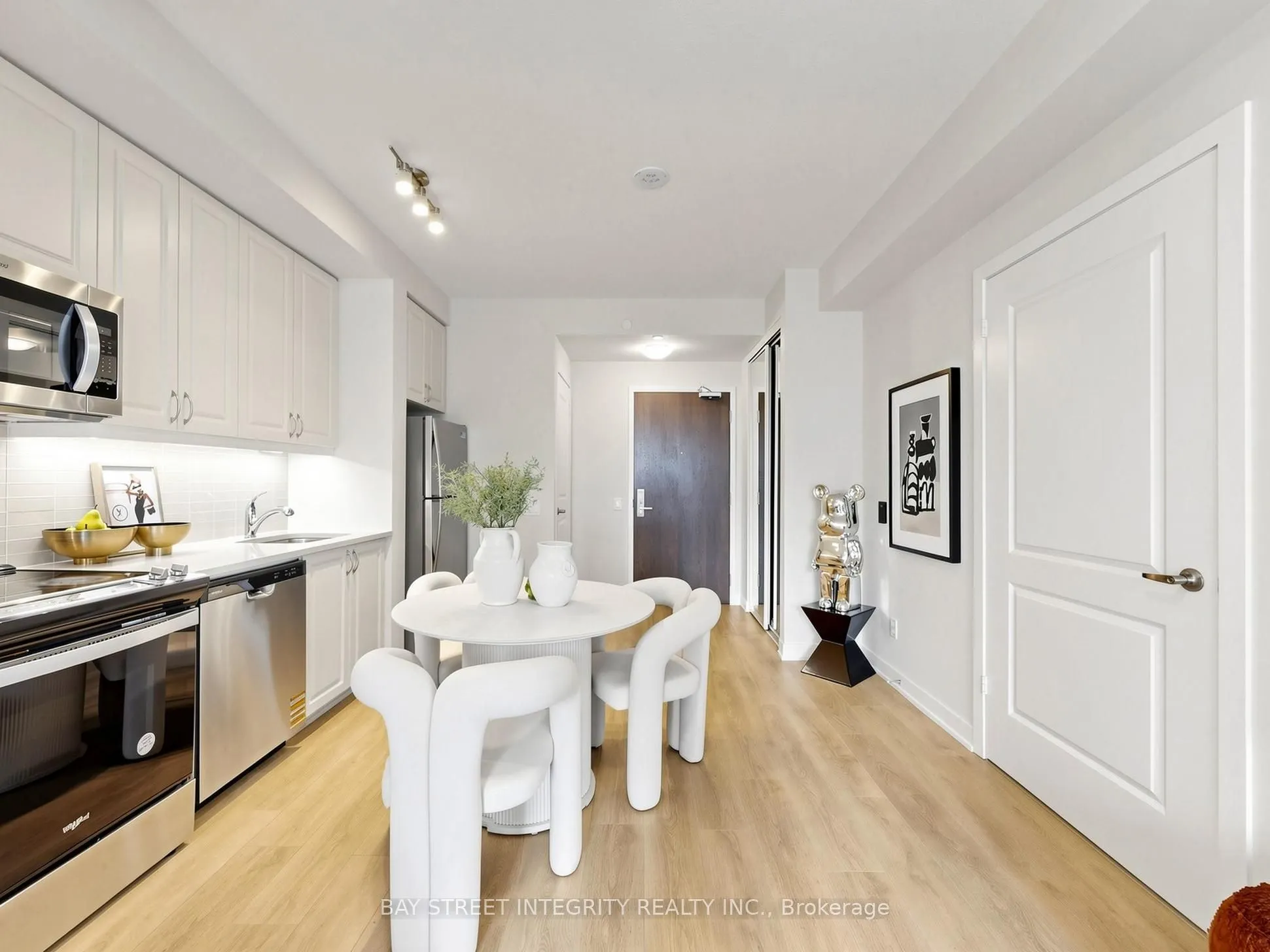 4955 Yonge Street #1616