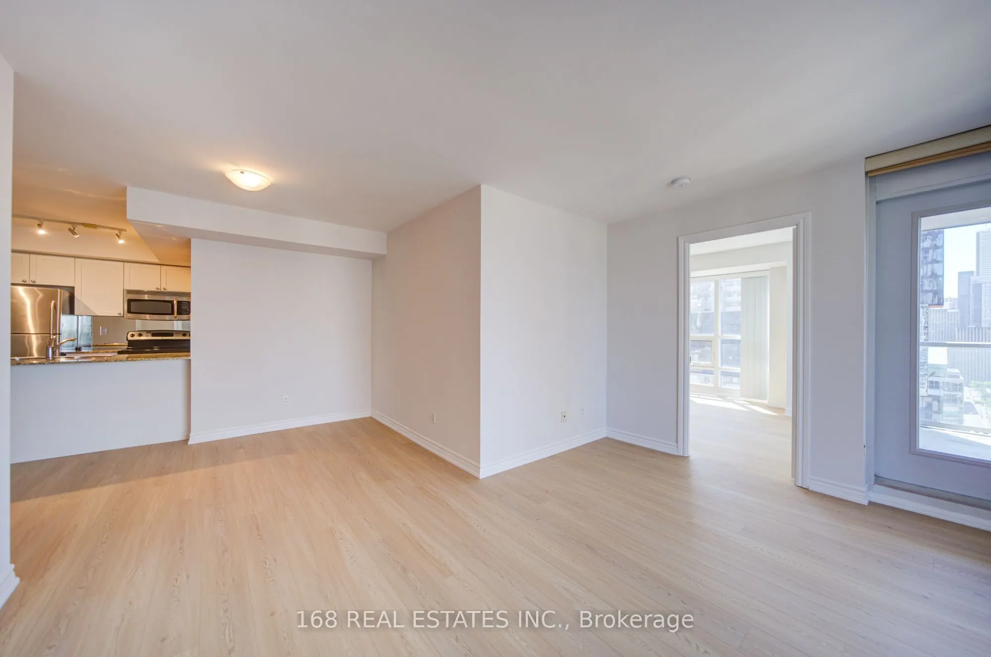 761 Bay Street #2809
