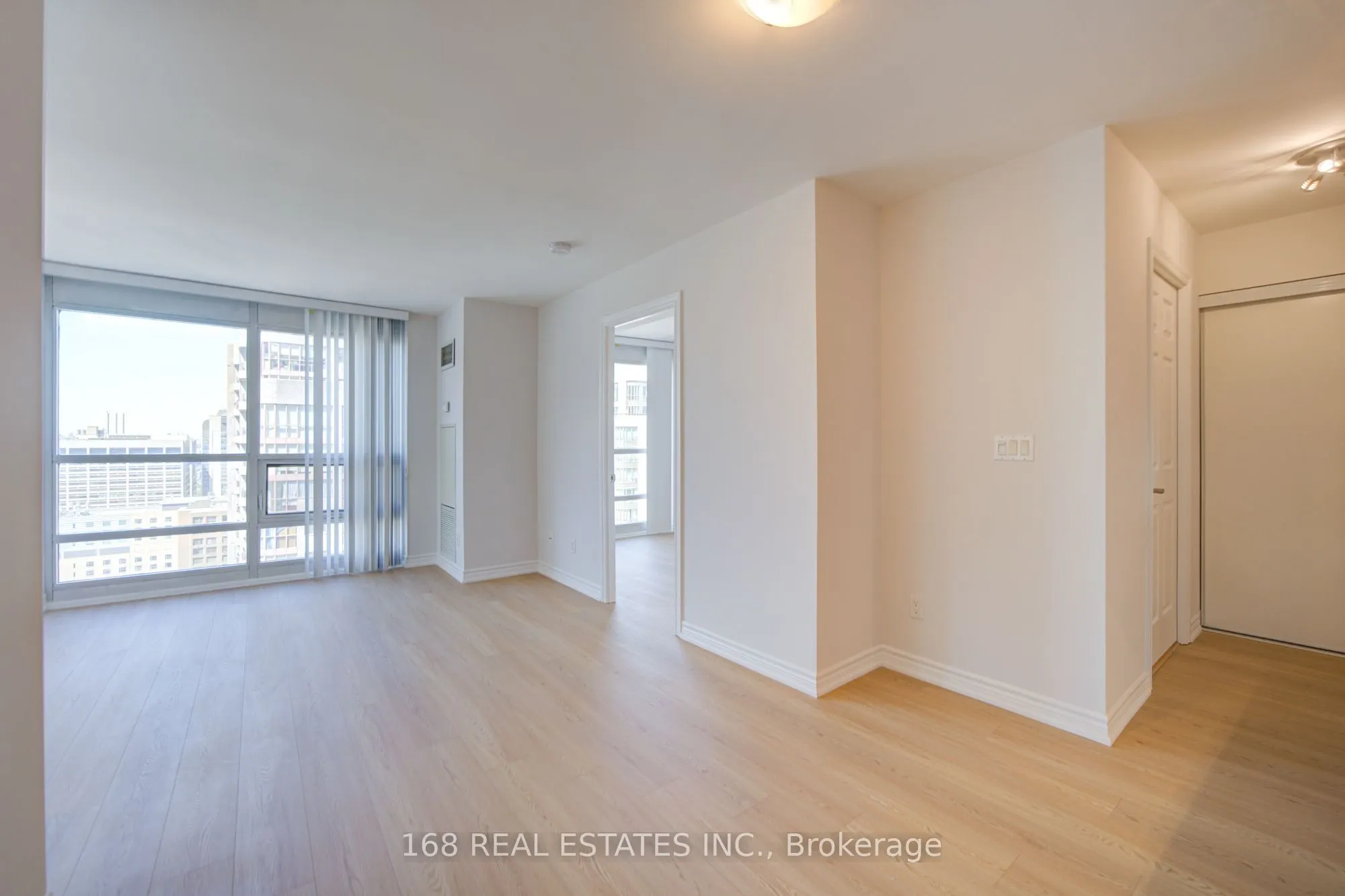 761 Bay Street #2809