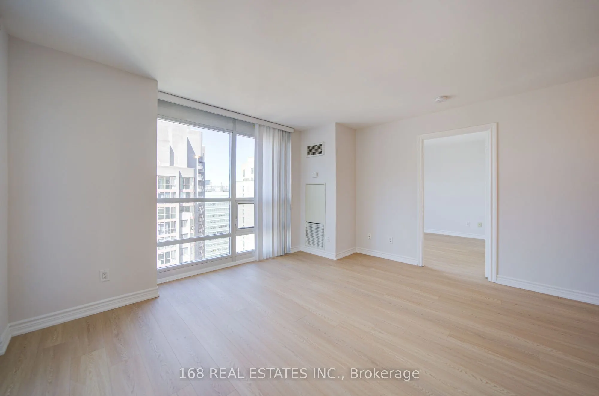 761 Bay Street #2809